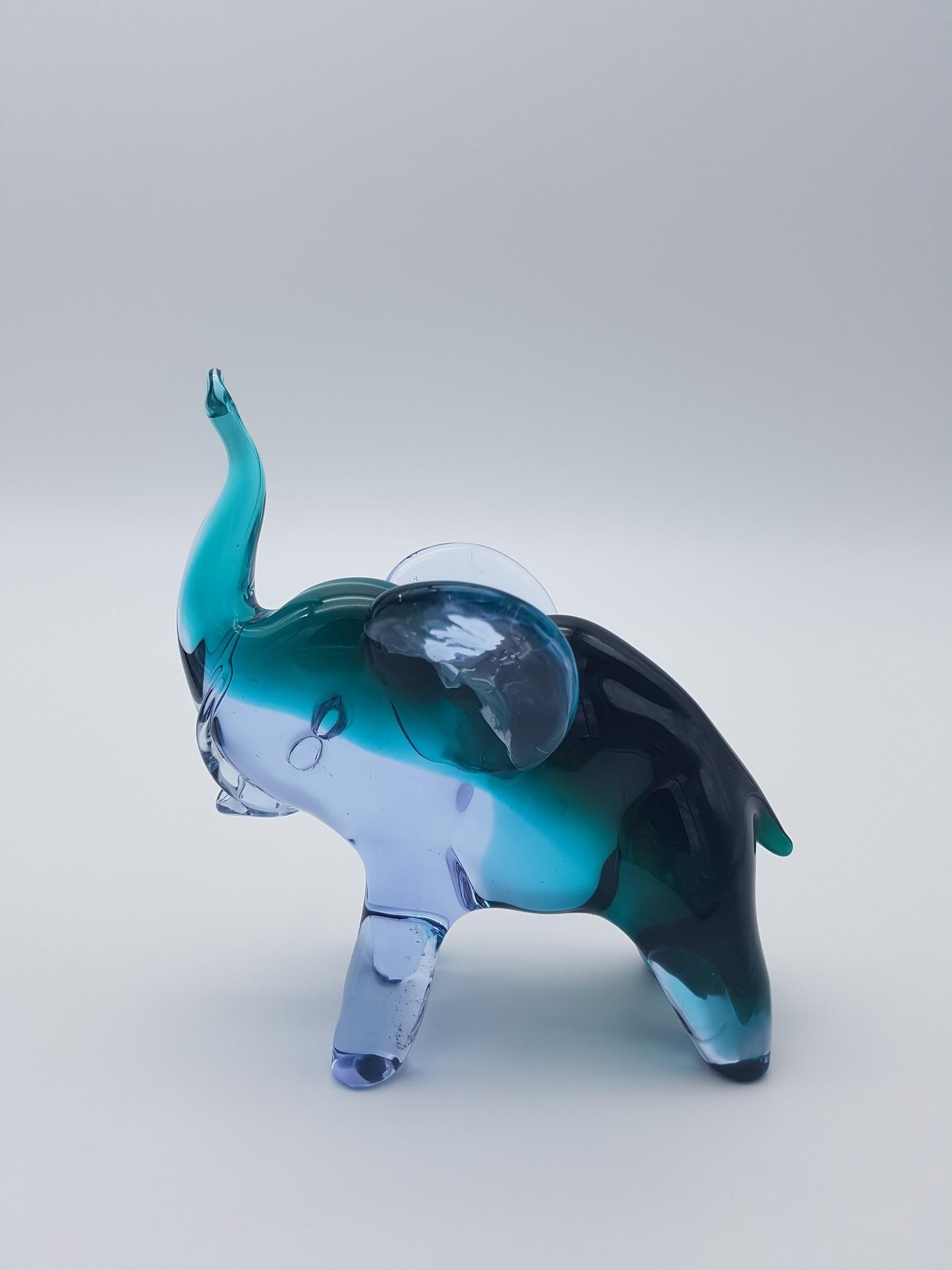 Italian Pair of Modern Murano Glass Elephants by Cenedese, Late 1970s For Sale