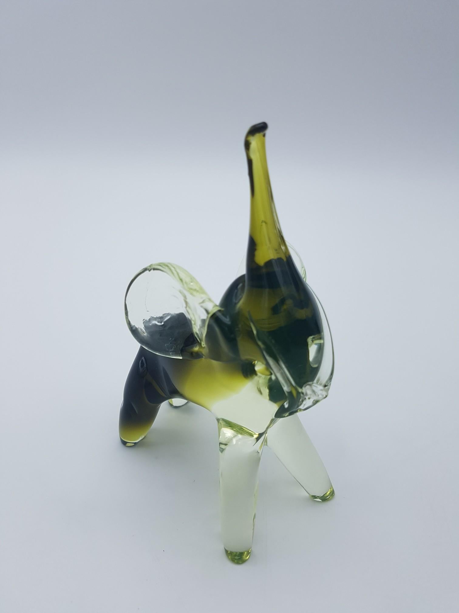 Pair of Modern Murano Glass Elephants by Cenedese, Late 1970s For Sale 2