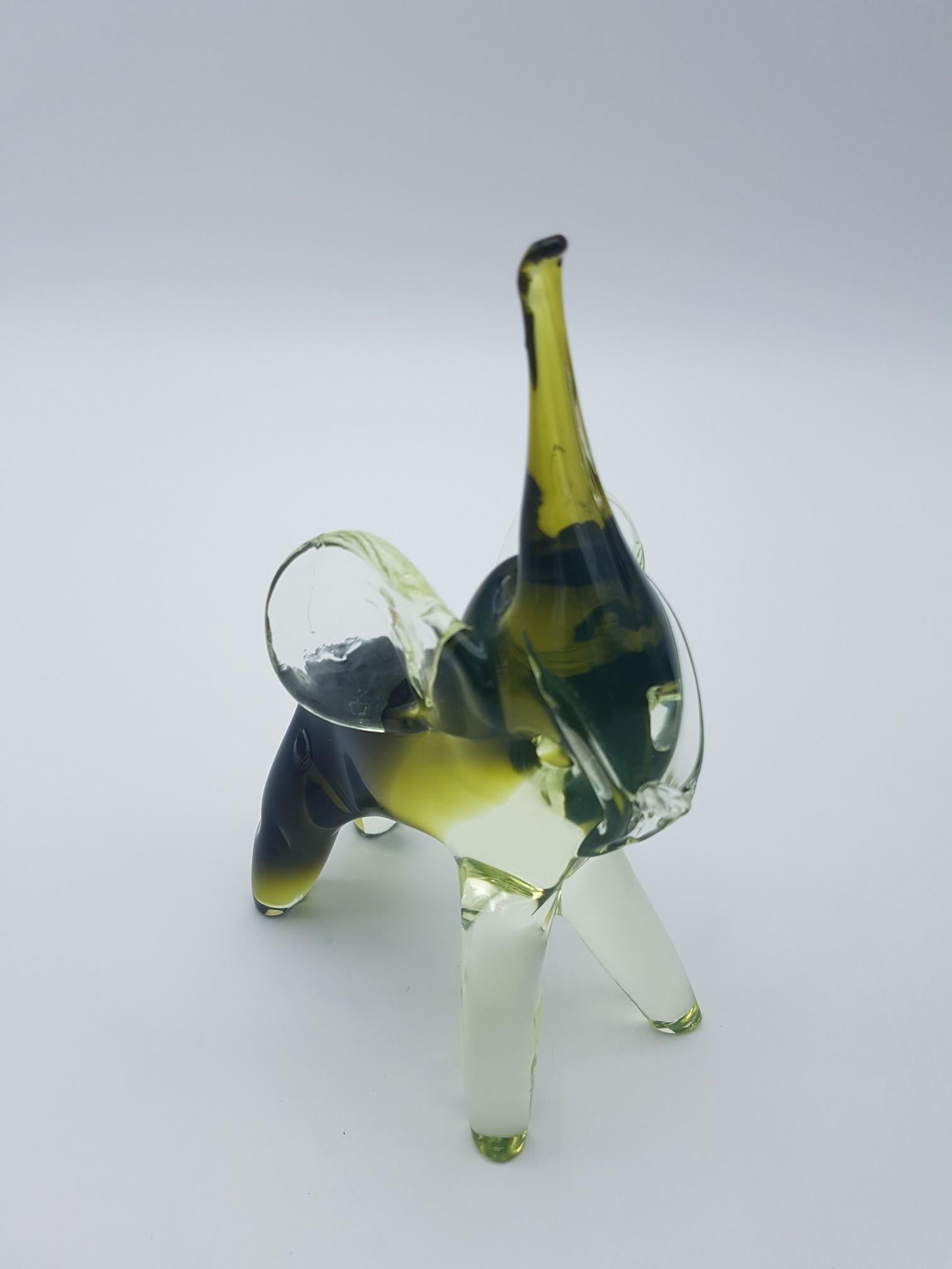 Pair of Modern Murano Glass Elephants by Cenedese, Late 1970s For Sale 3