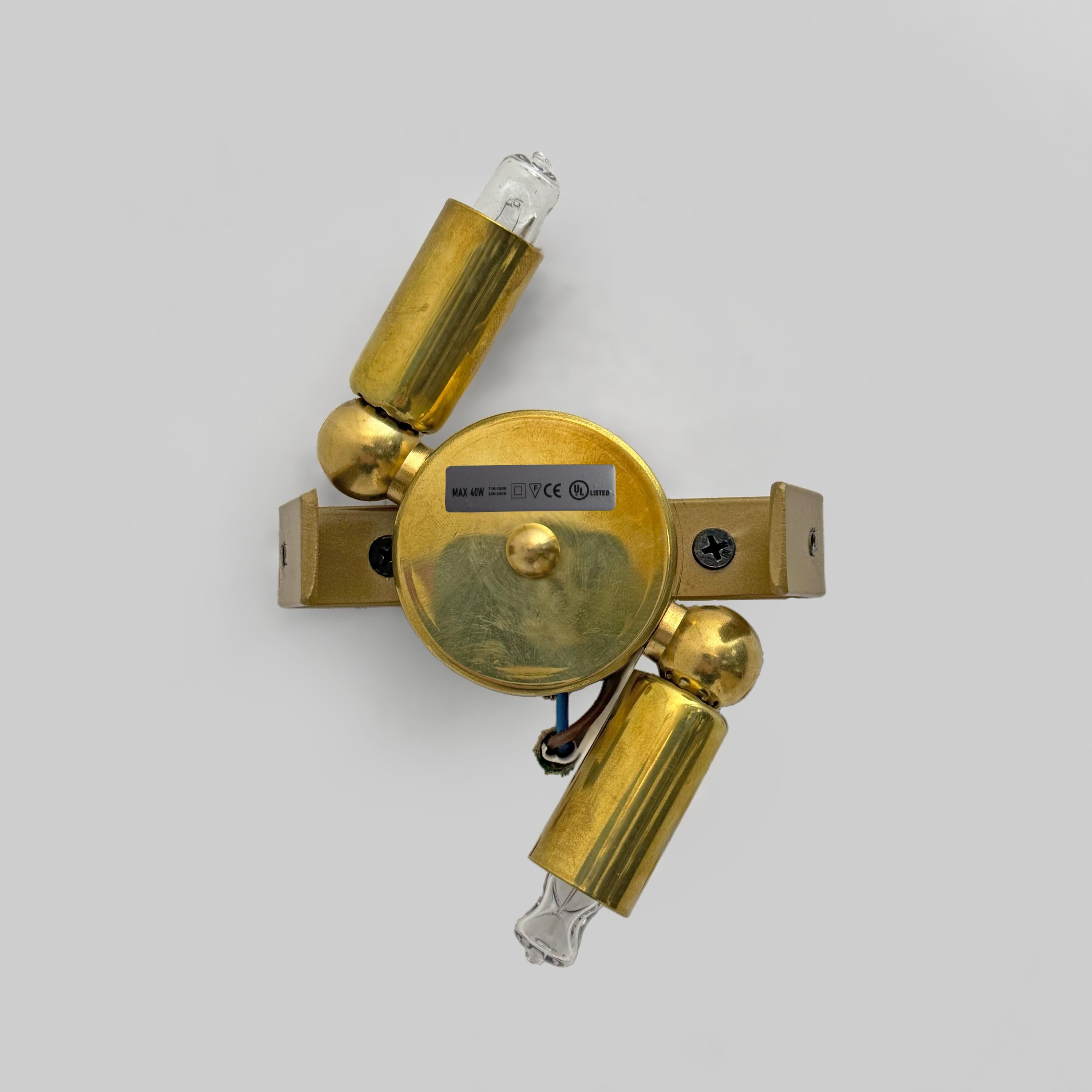 Pair of Modern Murano Glass Gold Leaf Sconces For Sale 2