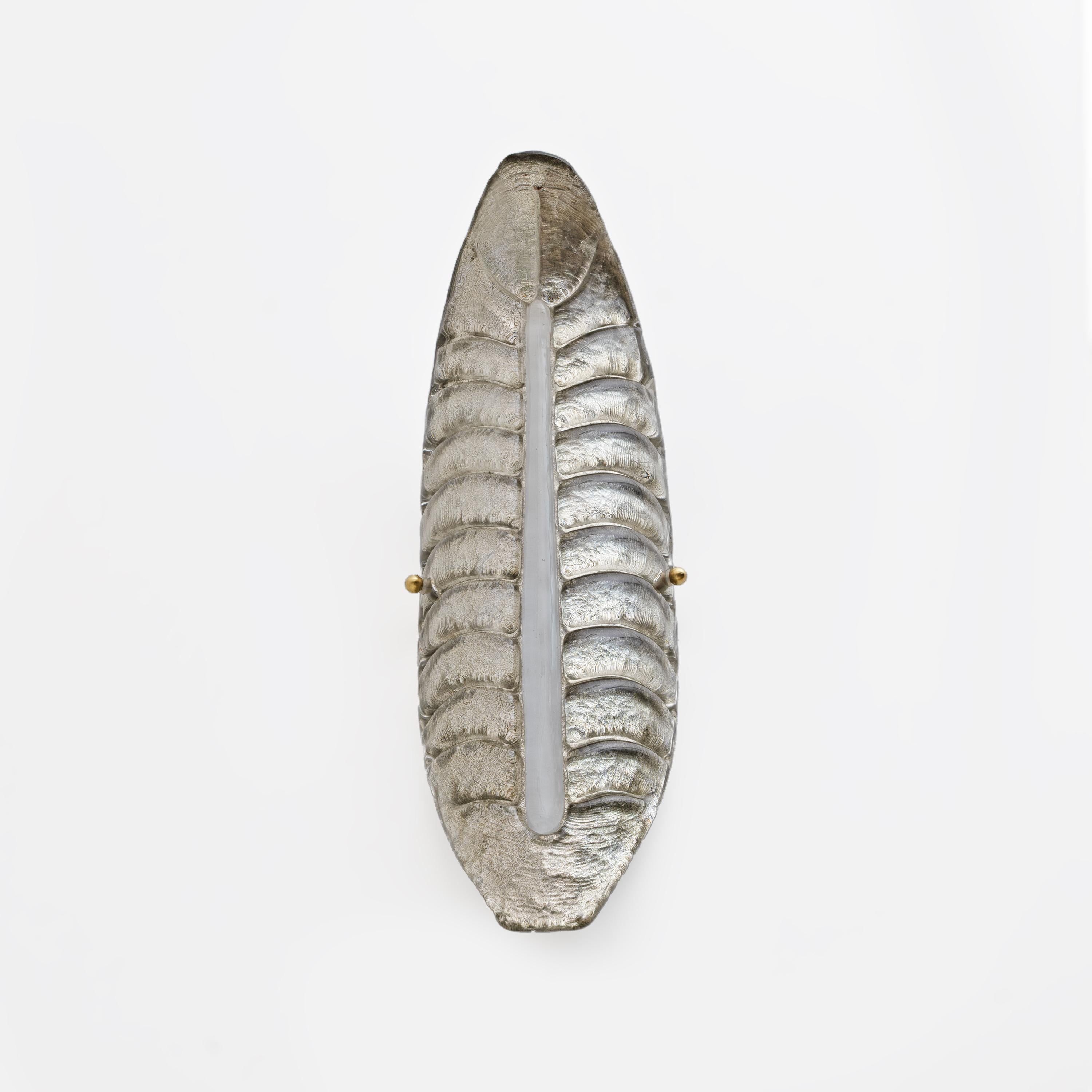 Italian Pair of Modern Murano Glass Silver Leaf Sconces in vendita