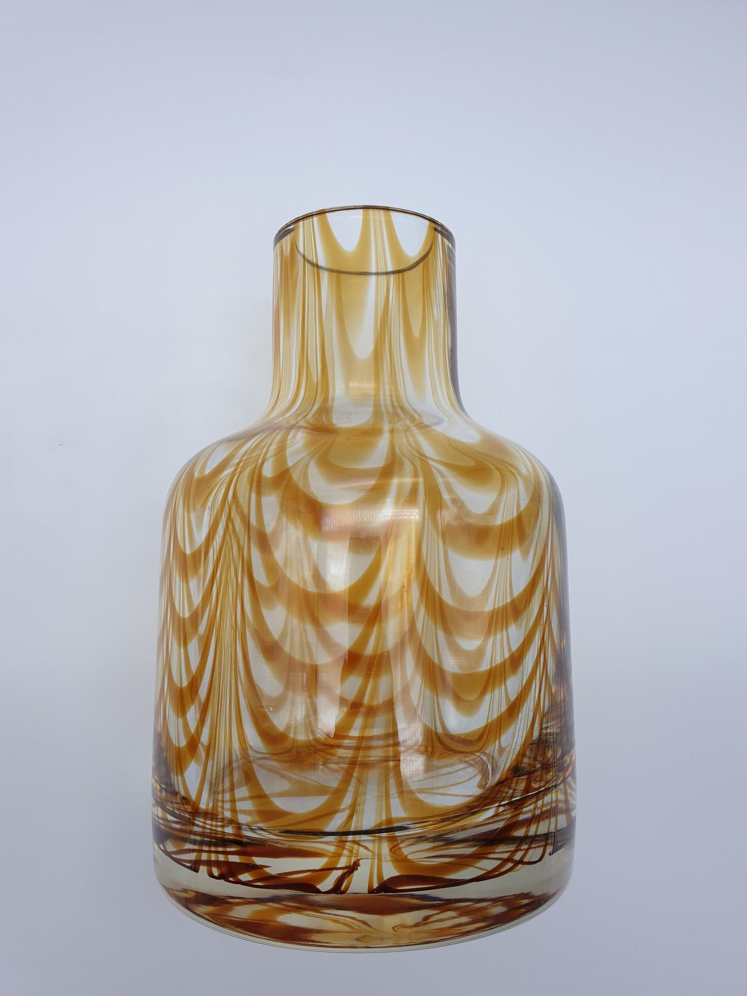 Late 20th Century Pair of Modern Murano Glass Vases in Amber 