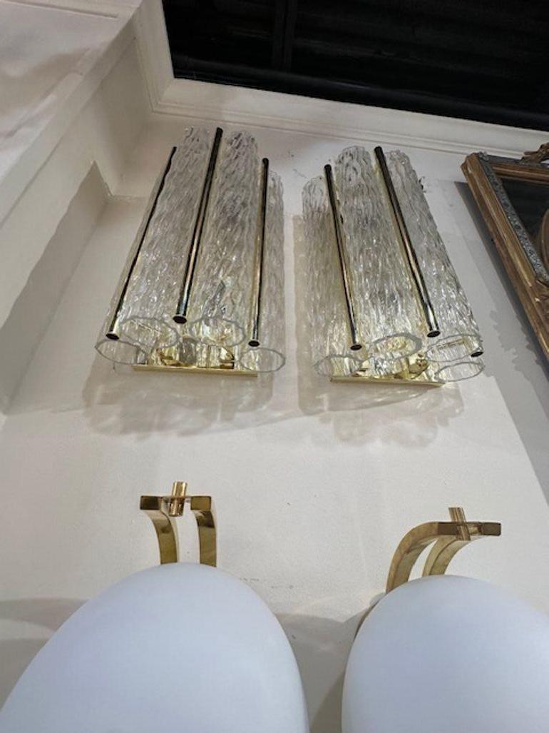 Contemporary Pair of Modern Murano Wave Glass and Polished Brass Sconces For Sale