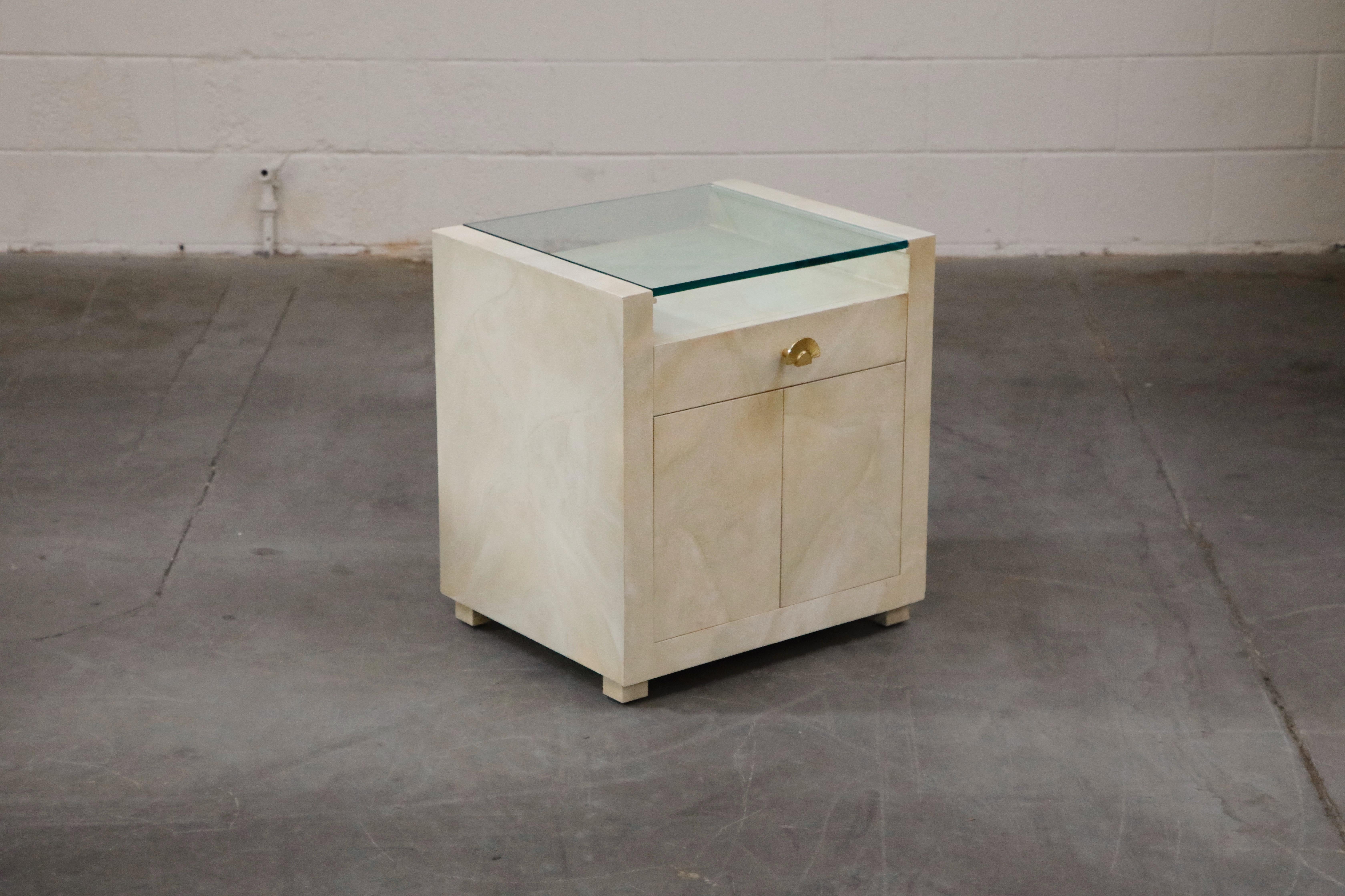 Pair of Modern Nightstands or End Tables with Brass Fan Handles, 1980s 7