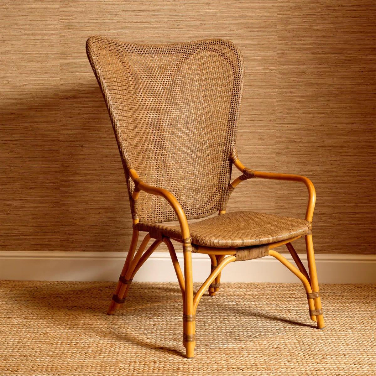 Paire de chaises modernes en rotin, finition miel.

Cette chaise longue permet de se détendre somptueusement.
Fabriqué à partir d'un élégant rotin, sa finition miel rayonne de chaleur et de sophistication. Cette chaise allie parfaitement le charme
