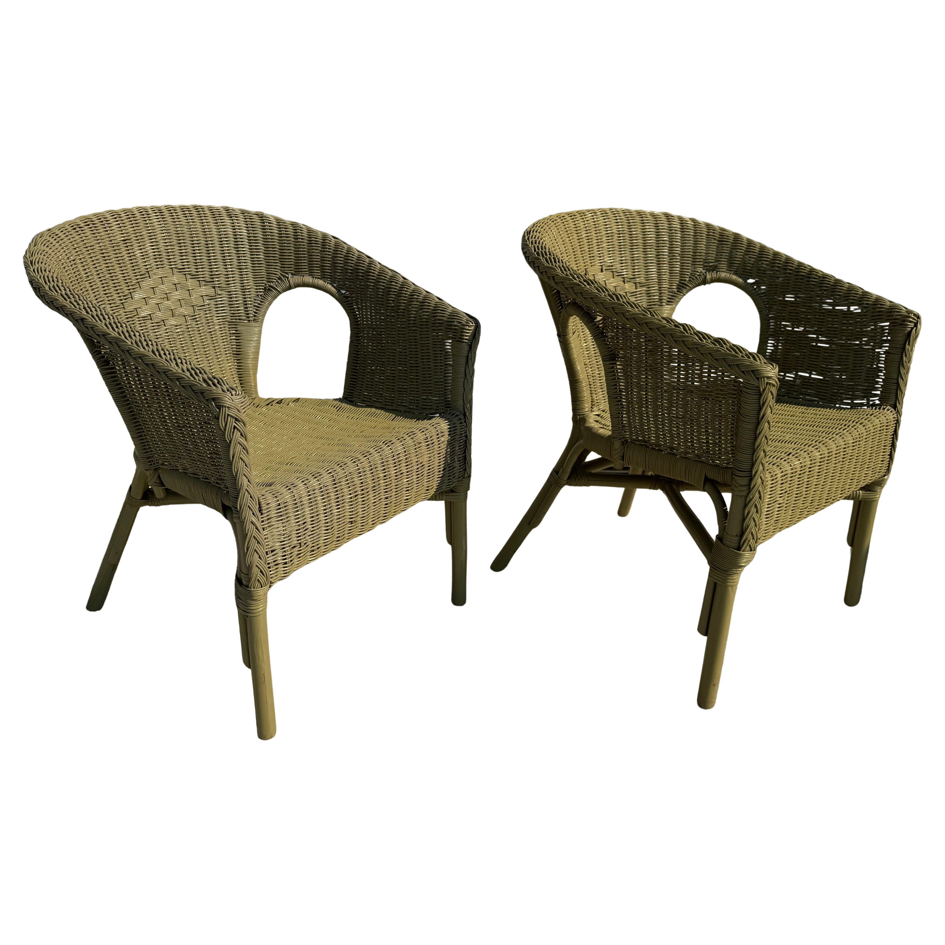 Coppia di sedie da salotto moderne in rattan