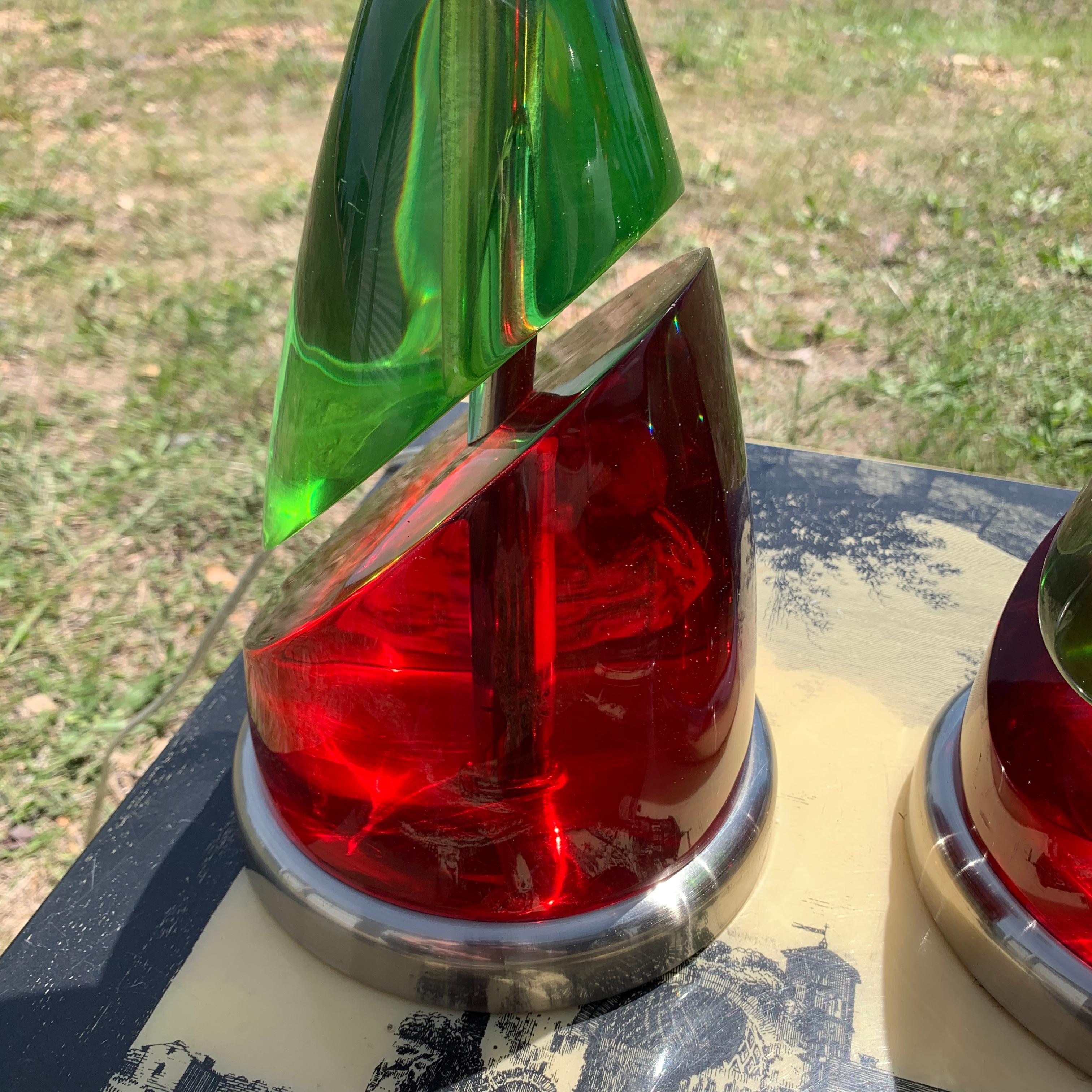Pair Of Van Teal Style Red And Green Lucite Table Lamps 8