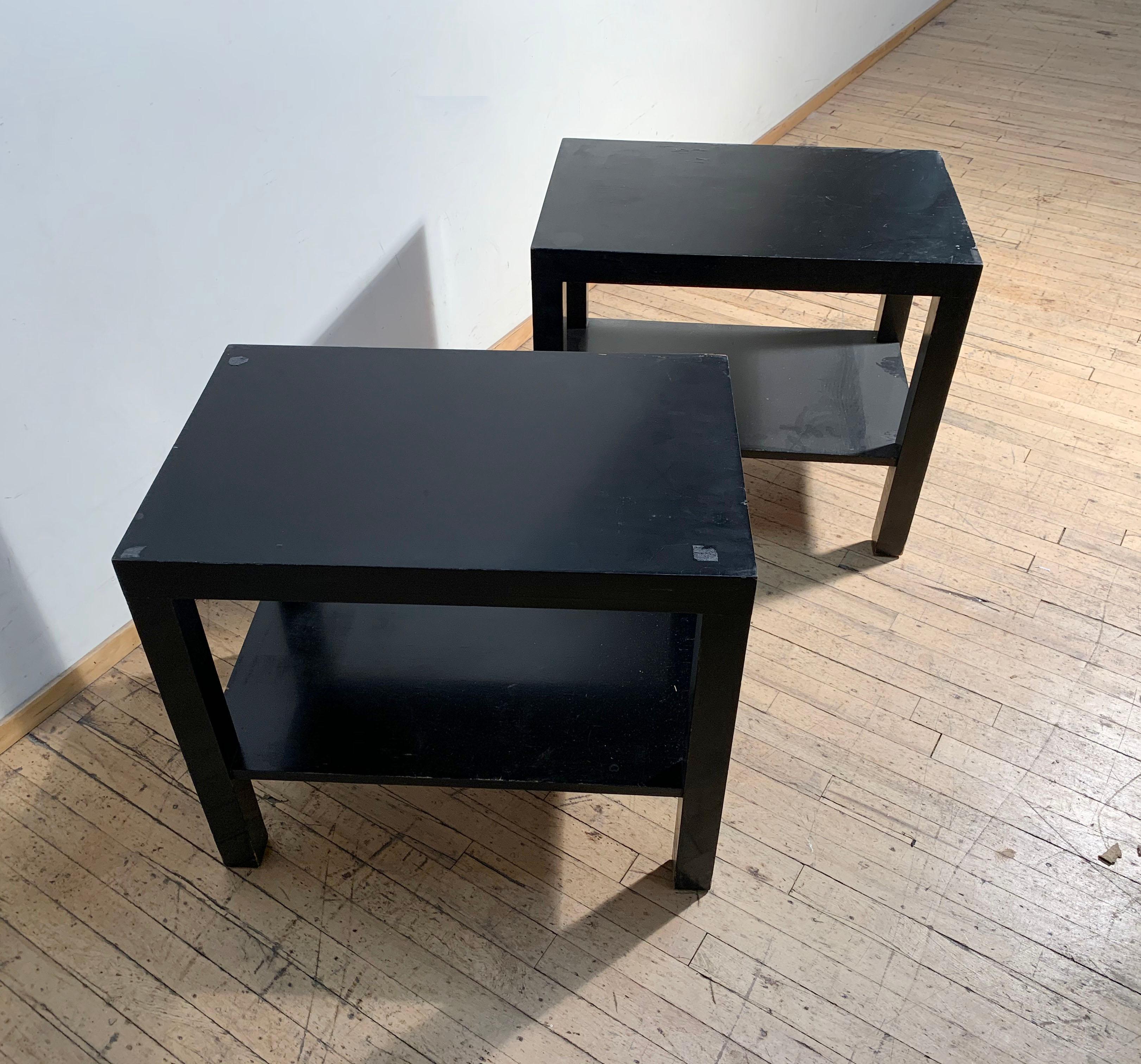 Mid-Century Modern Pair of Modern Parsons Endtables / Night stands attributed to Robsjohn Gibbings For Sale