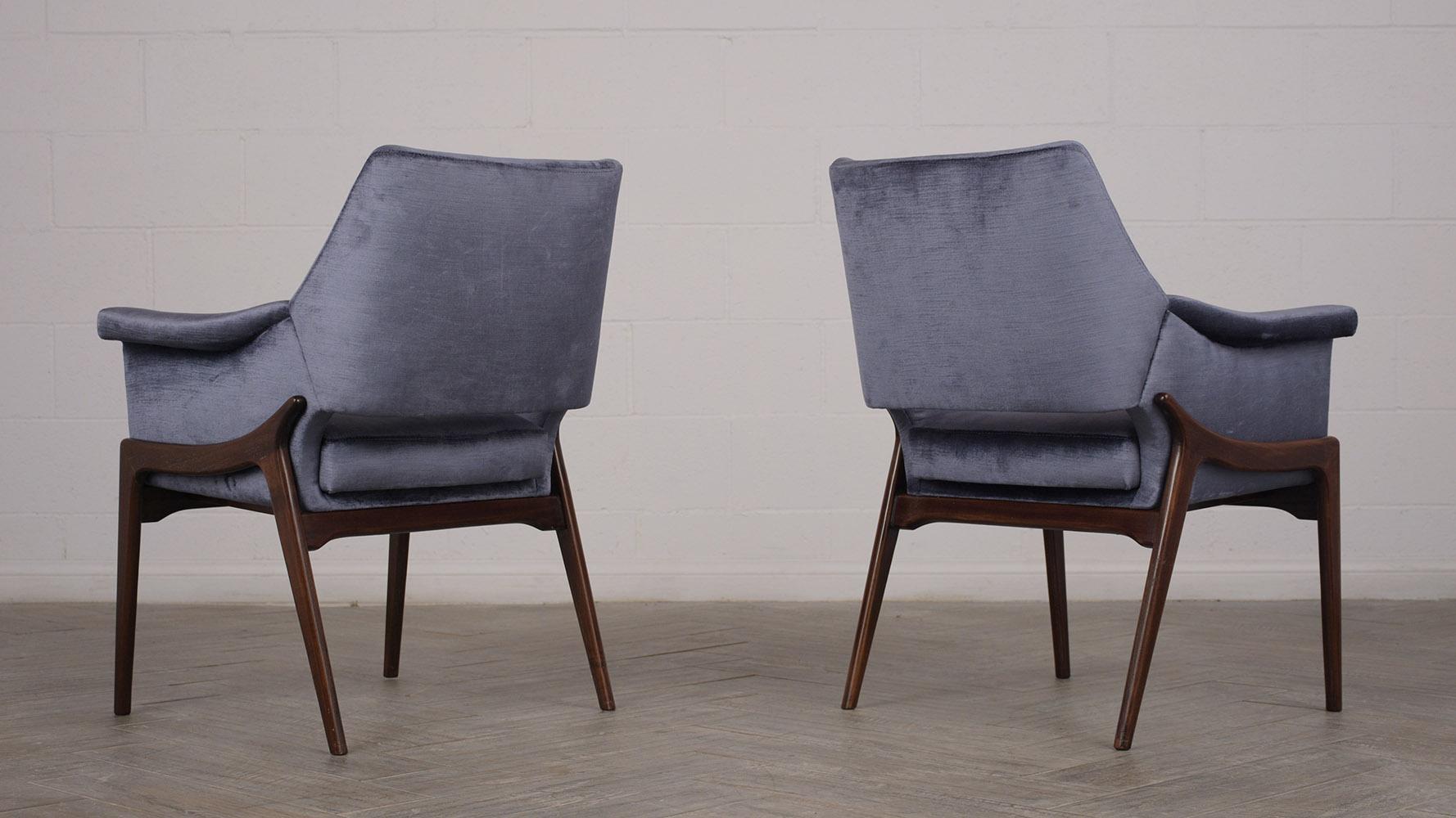 Mid-20th Century Pair of Modern Rosewood Chairs with Lacquered Finish