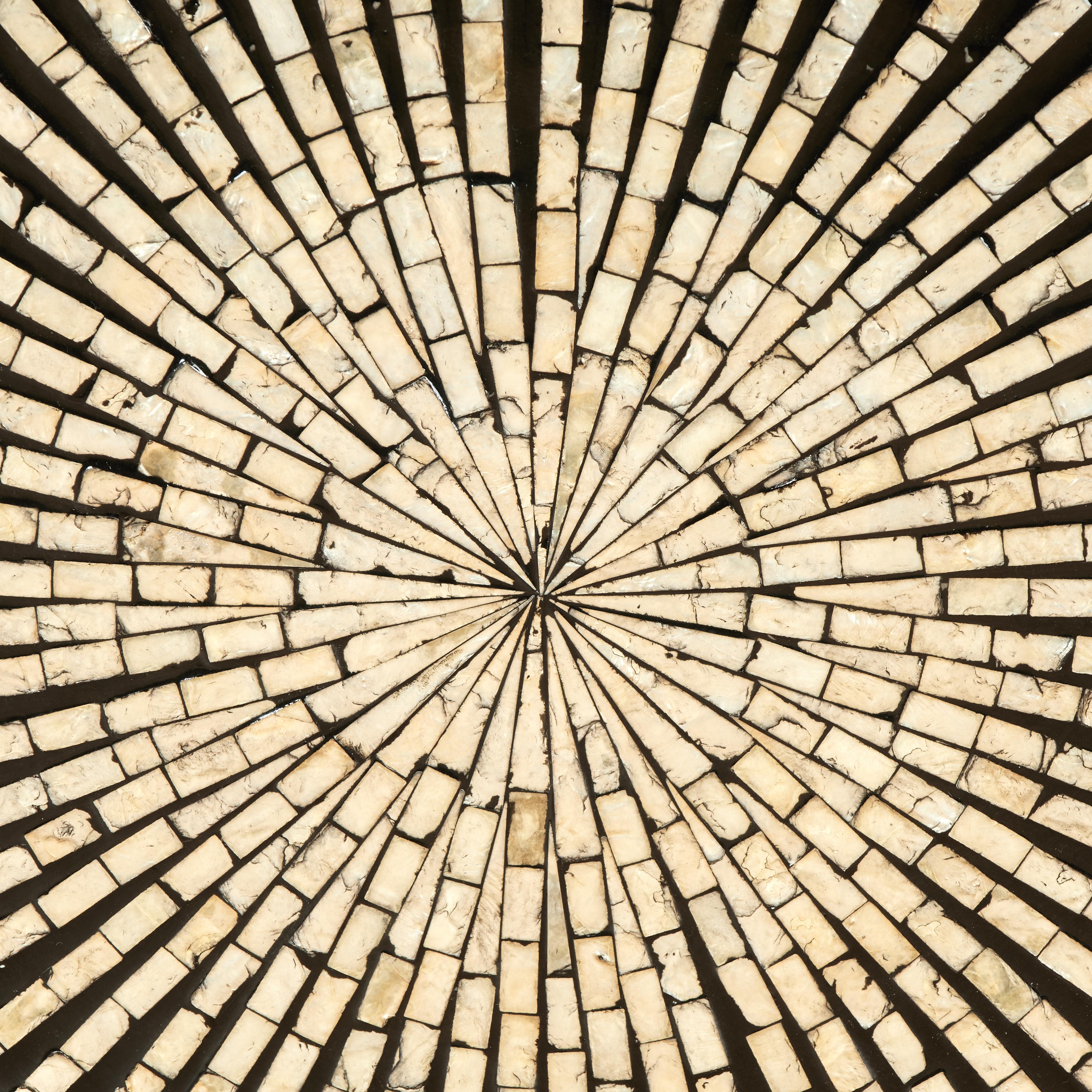 Ein Paar moderne runde Ständer mit Perlmutt im Angebot 1