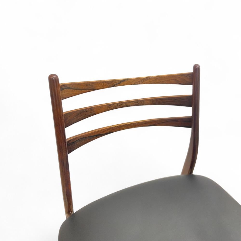 Cuir Paire de chaises The Moderns, 1950 - 60's en vente