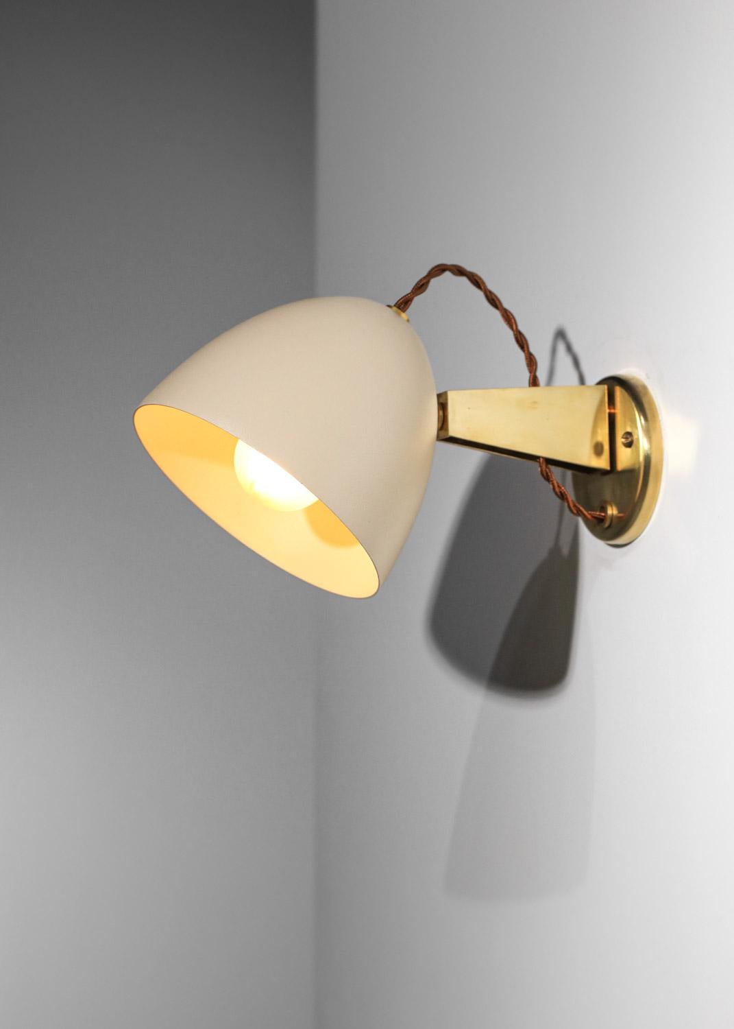 Contemporary Danke studio sconce in brass and lacquered metal, hand-crafted  For Sale