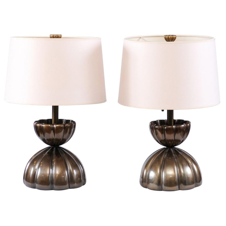 Pair of Modern Sculptural Bronze Table Lamps For Sale at 1stDibs