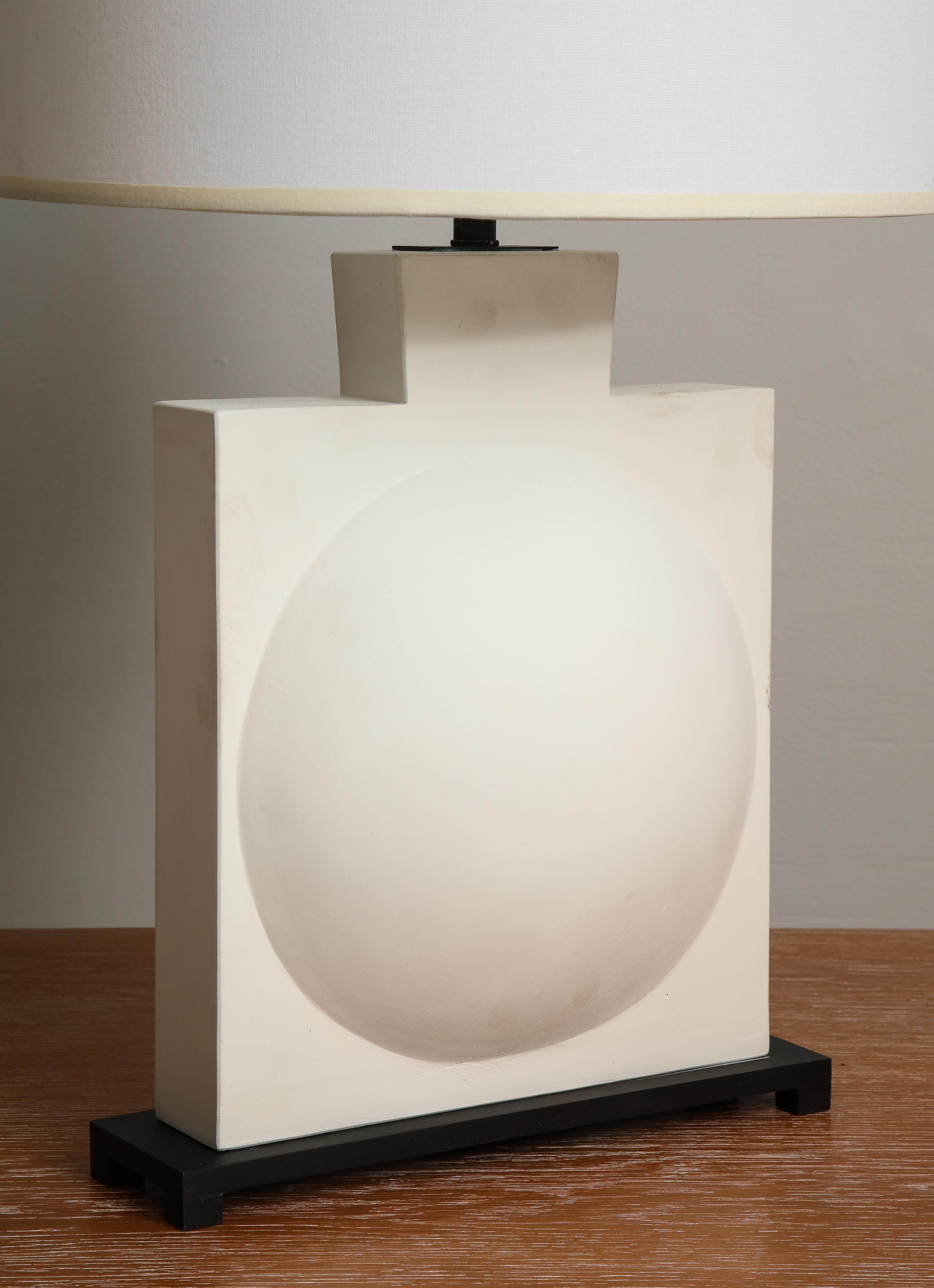 Custom Pair of Modern Sculptural Plaster Lamps For Sale 1