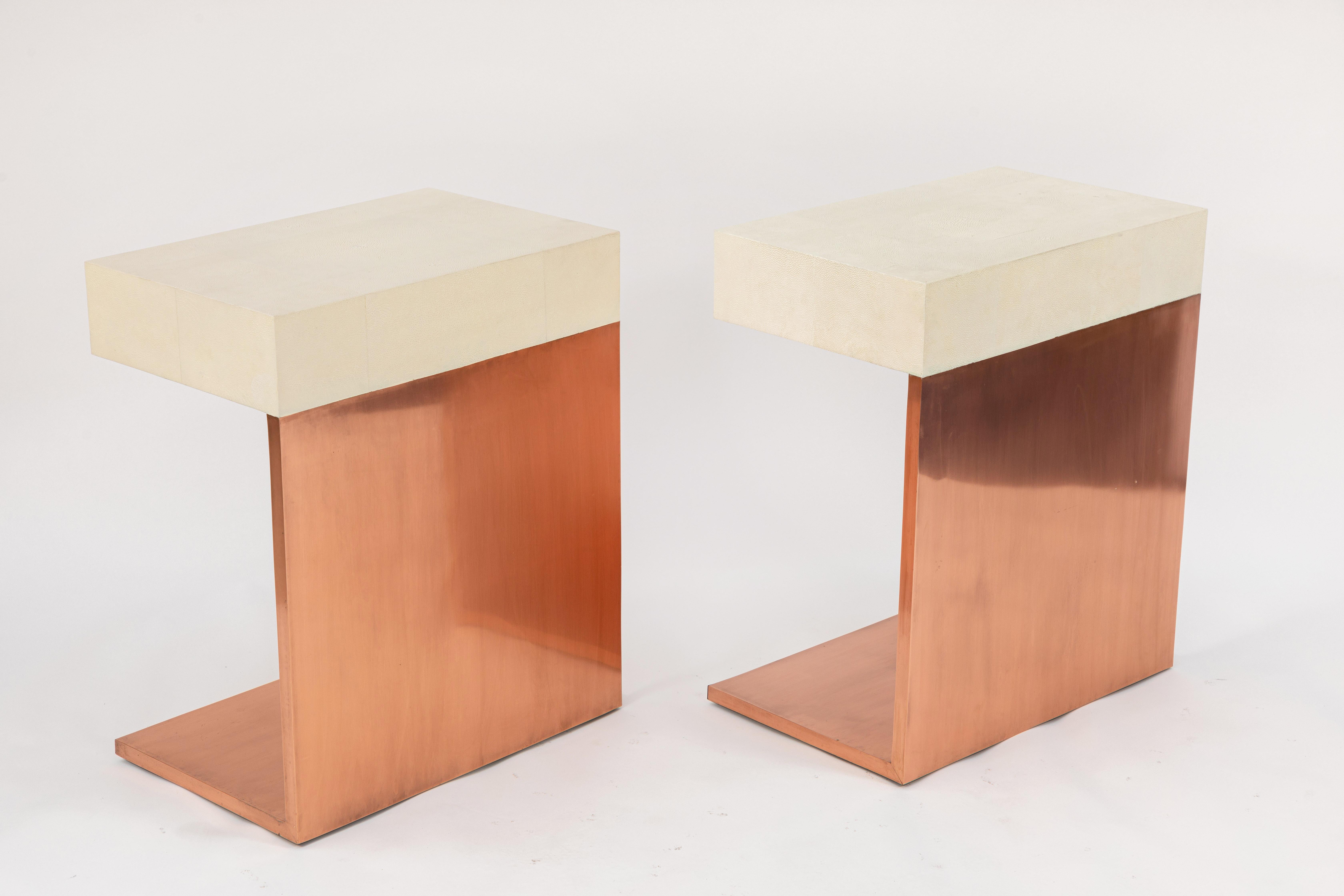 Pair of Modern Side Tables with Shagreen Tops and Copper Finish For Sale 3