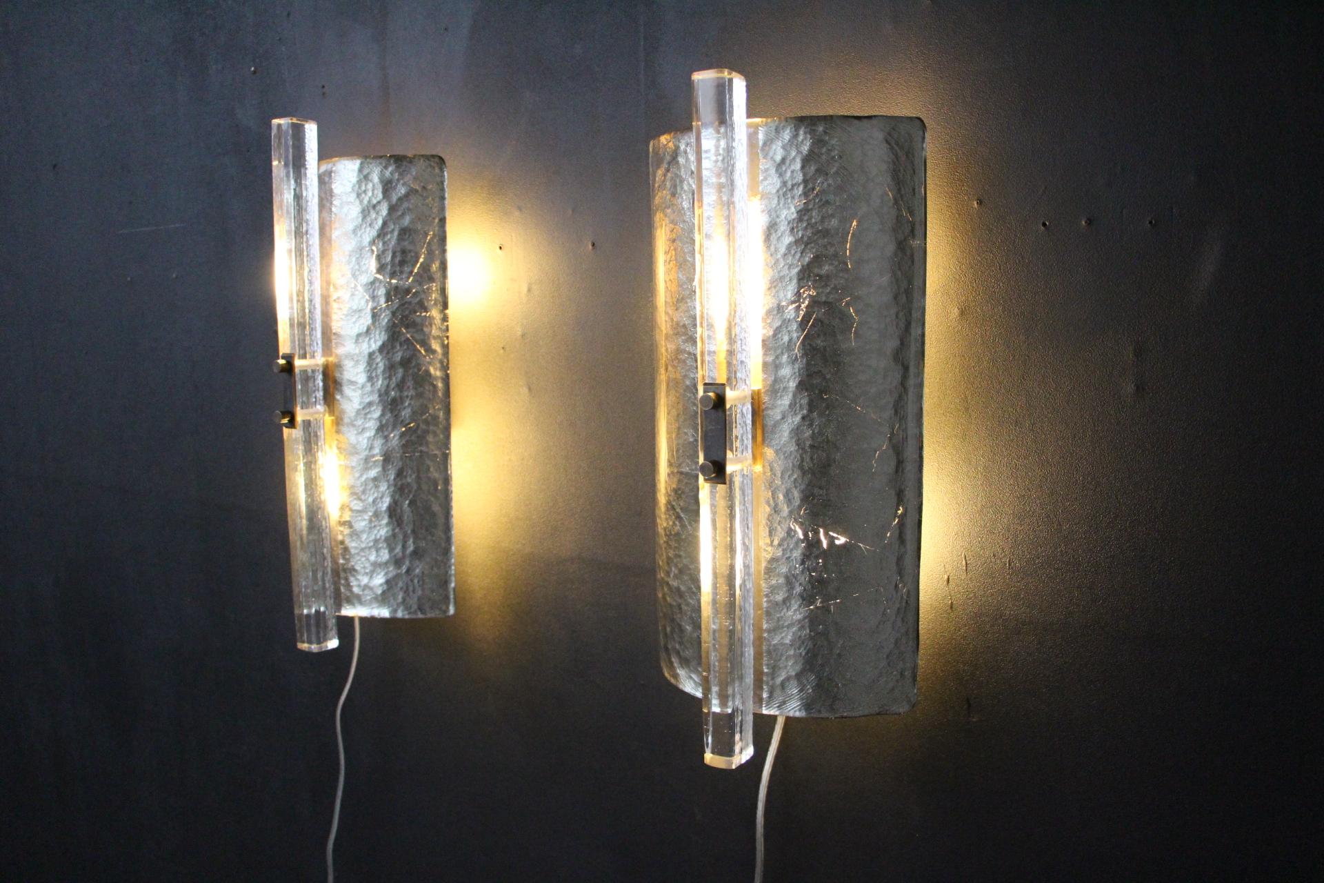 Pair of Modern Sliver Leaf Murano Glass Wall Lights, Pair of Brutalist Sconces For Sale 4