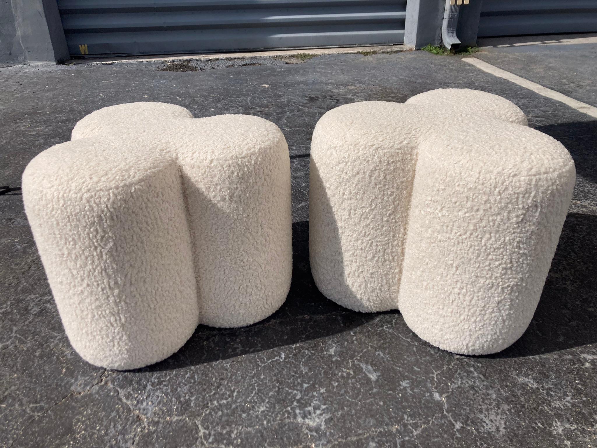 Pair of Modern Stools Ottomans, Ivory Boucle Fabric For Sale 13