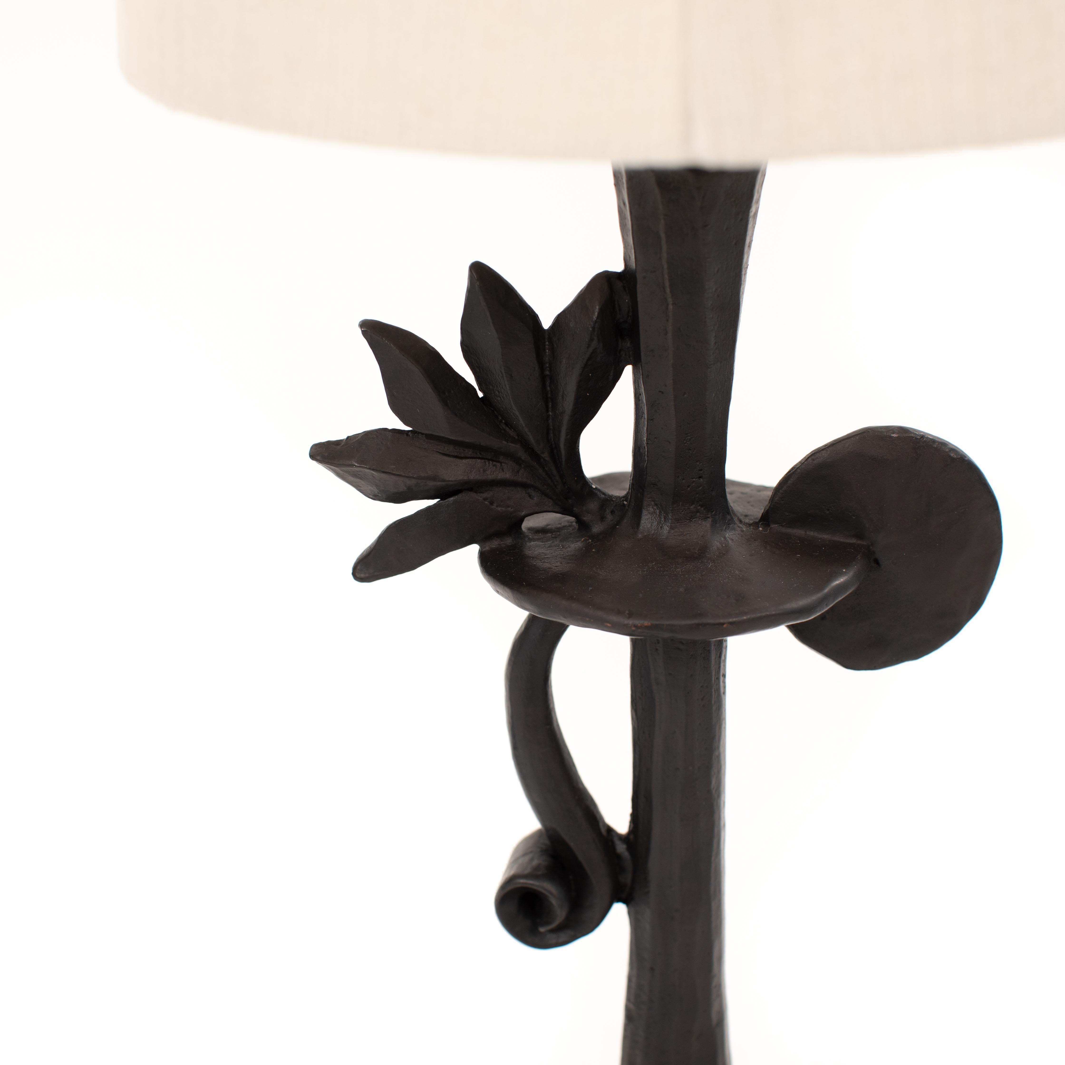 Pair of Modern Stylised Bronze Table Lamps by Nicolas de Waël for Fondica 1990s For Sale 4