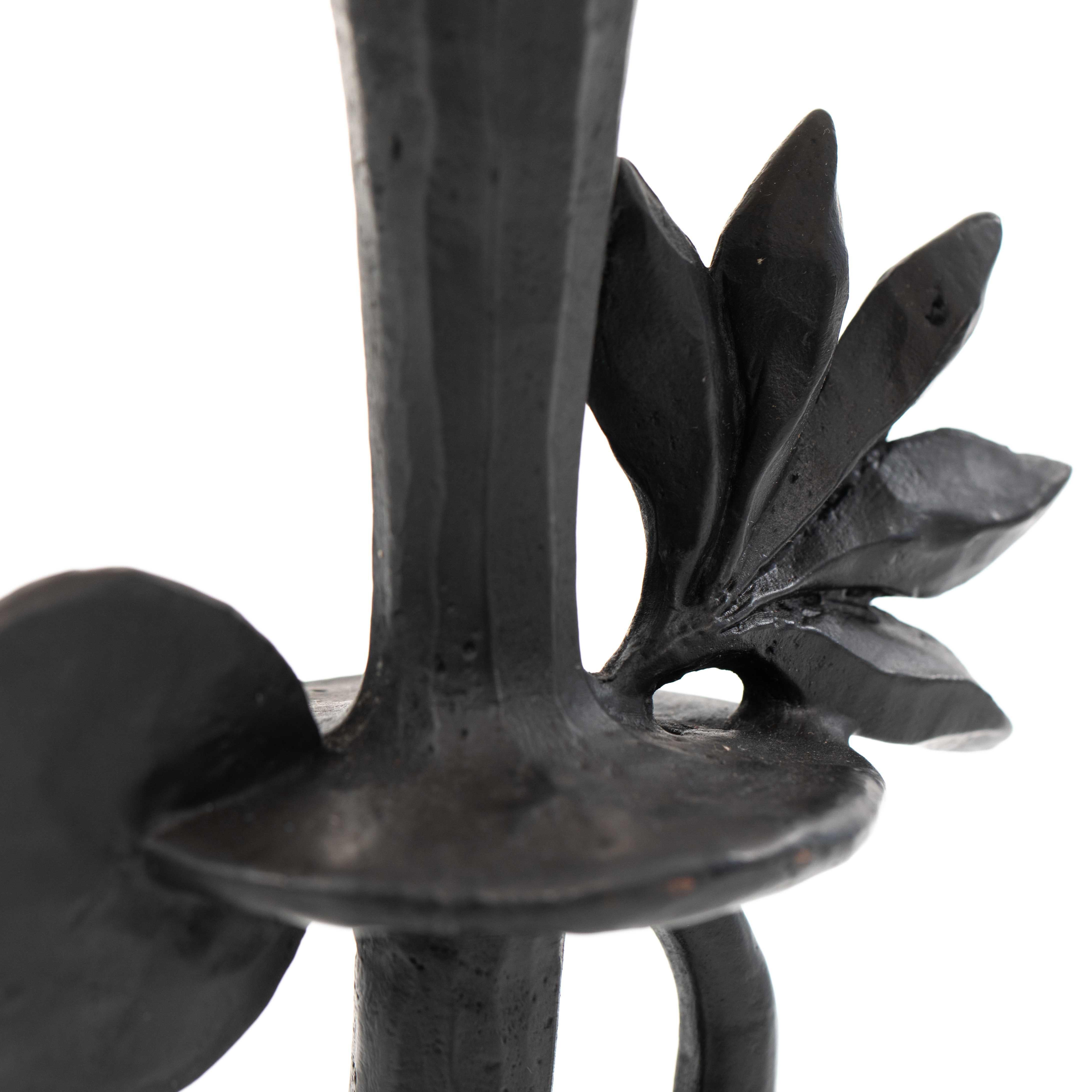 Pair of Modern Stylised Bronze Table Lamps by Nicolas de Waël for Fondica 1990s For Sale 6