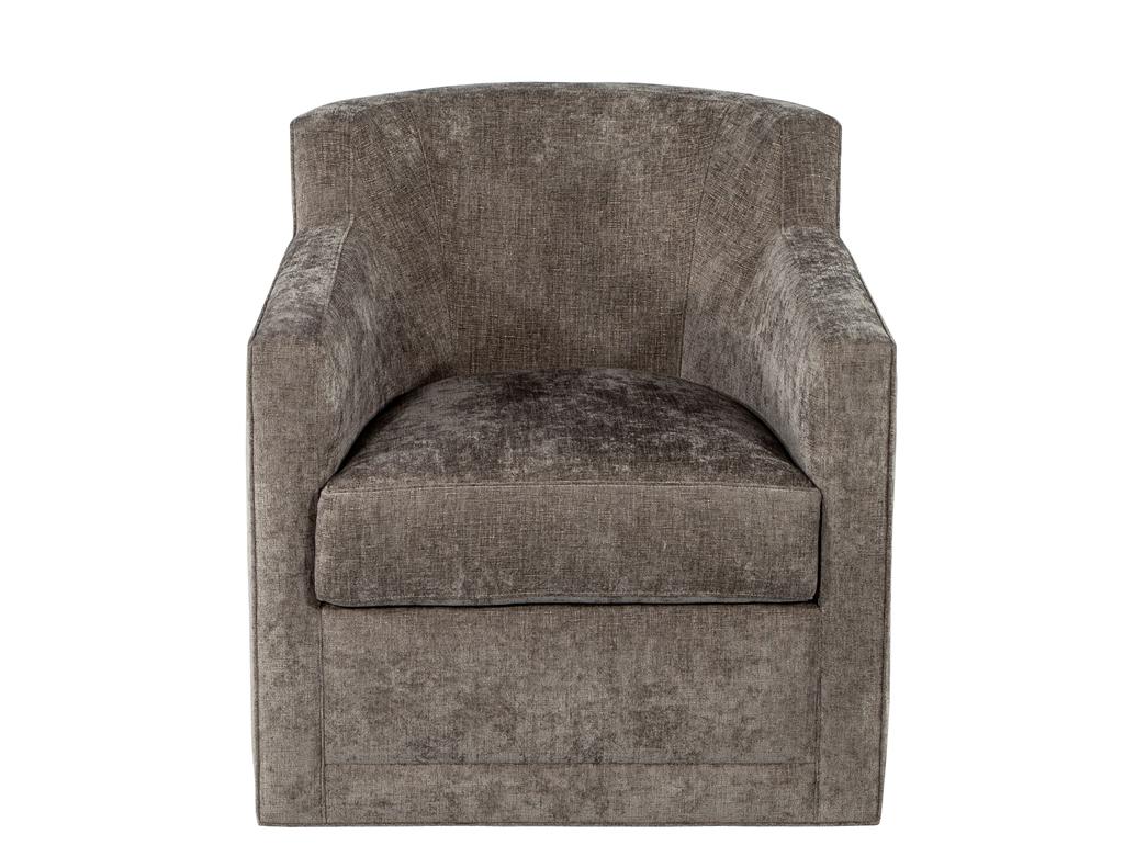 This pair of modern swivel lounge chairs is truly a sight to behold. Featuring clean lines and a modern design, these chairs will elevate any space. Ideal for a living room, den, or bedroom, these chairs will provide comfort and style. Not only do