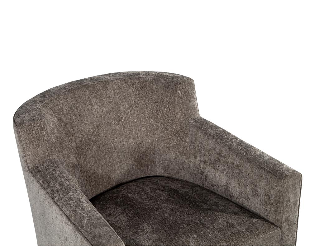 Pair of Modern Swivel Lounge Chairs For Sale 2