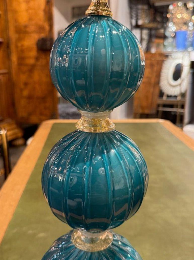 XXIe siècle et contemporain Paire de lampes modernes en verre de Murano de forme Ball and Ball sarcelle en vente