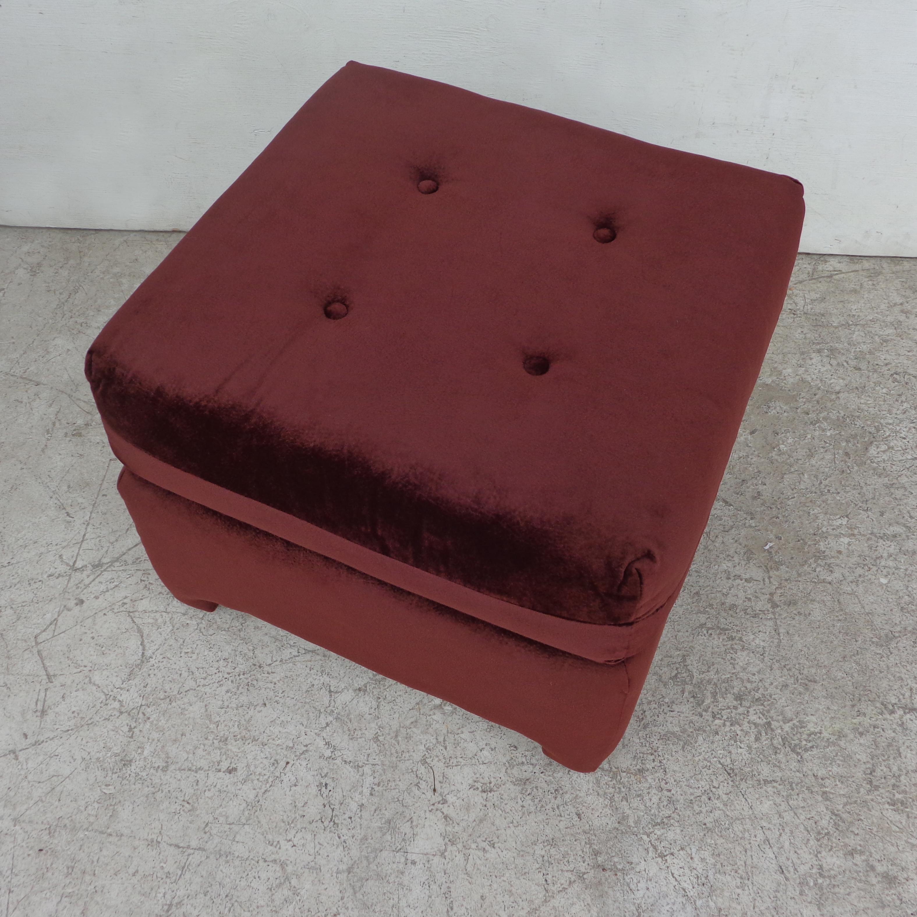 North American Pair of Modern Tufted Ottomans For Sale