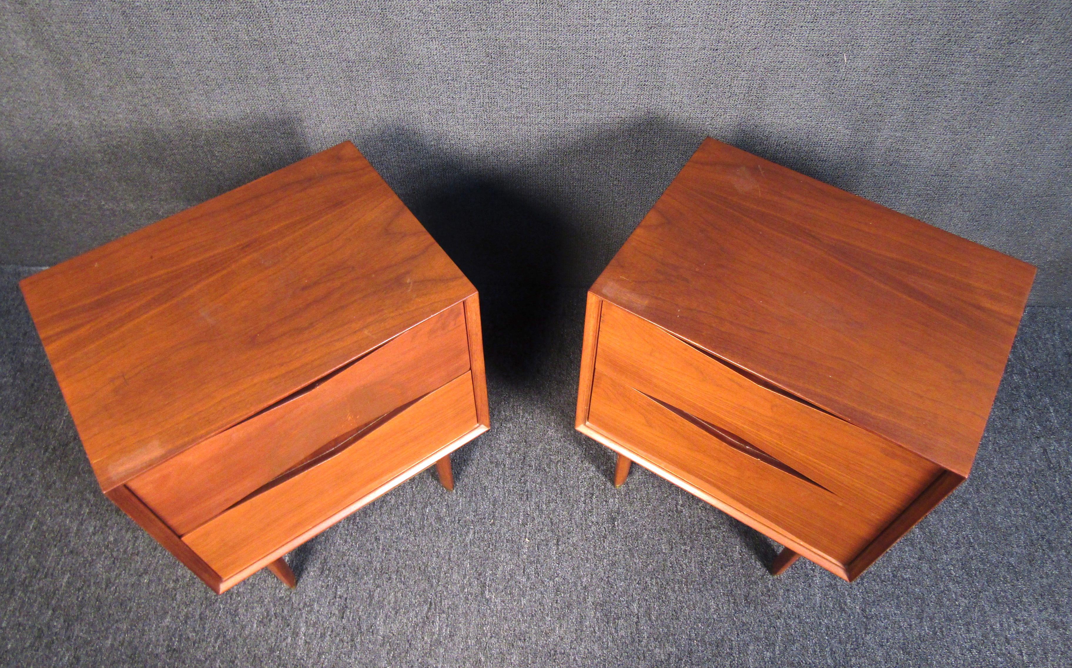 Pair of Modern Walnut and Brass Nightstands 1