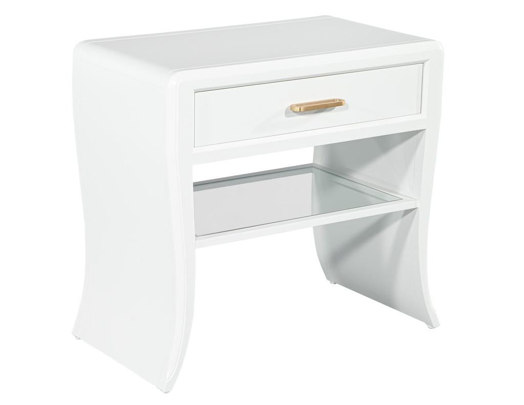 Pair of Modern White Curved Nightstand End Tables For Sale 2