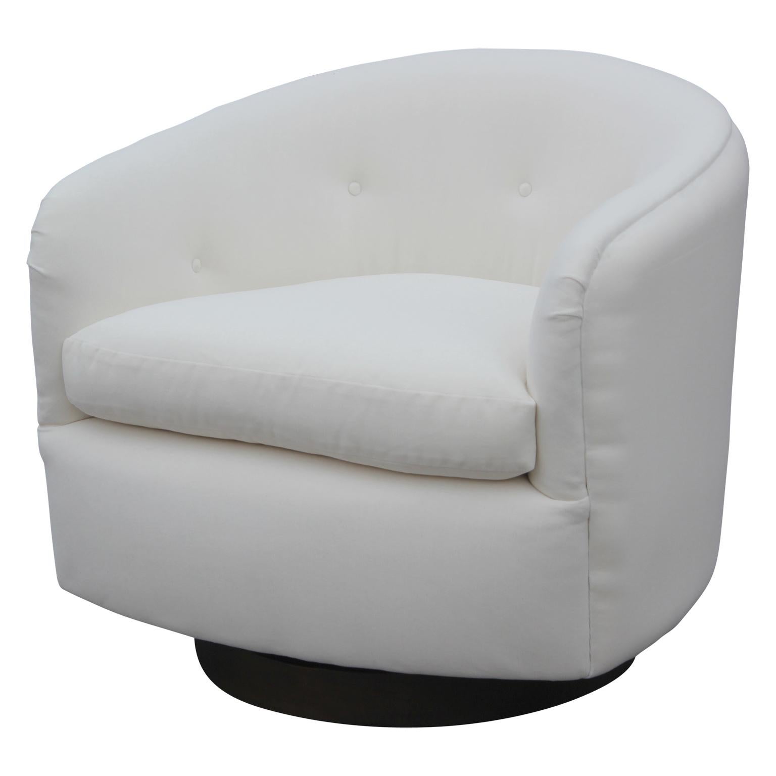 American Pair of Modern White Velvet Milo Baughman for Thayer Coggin Walnut Swivel Chairs