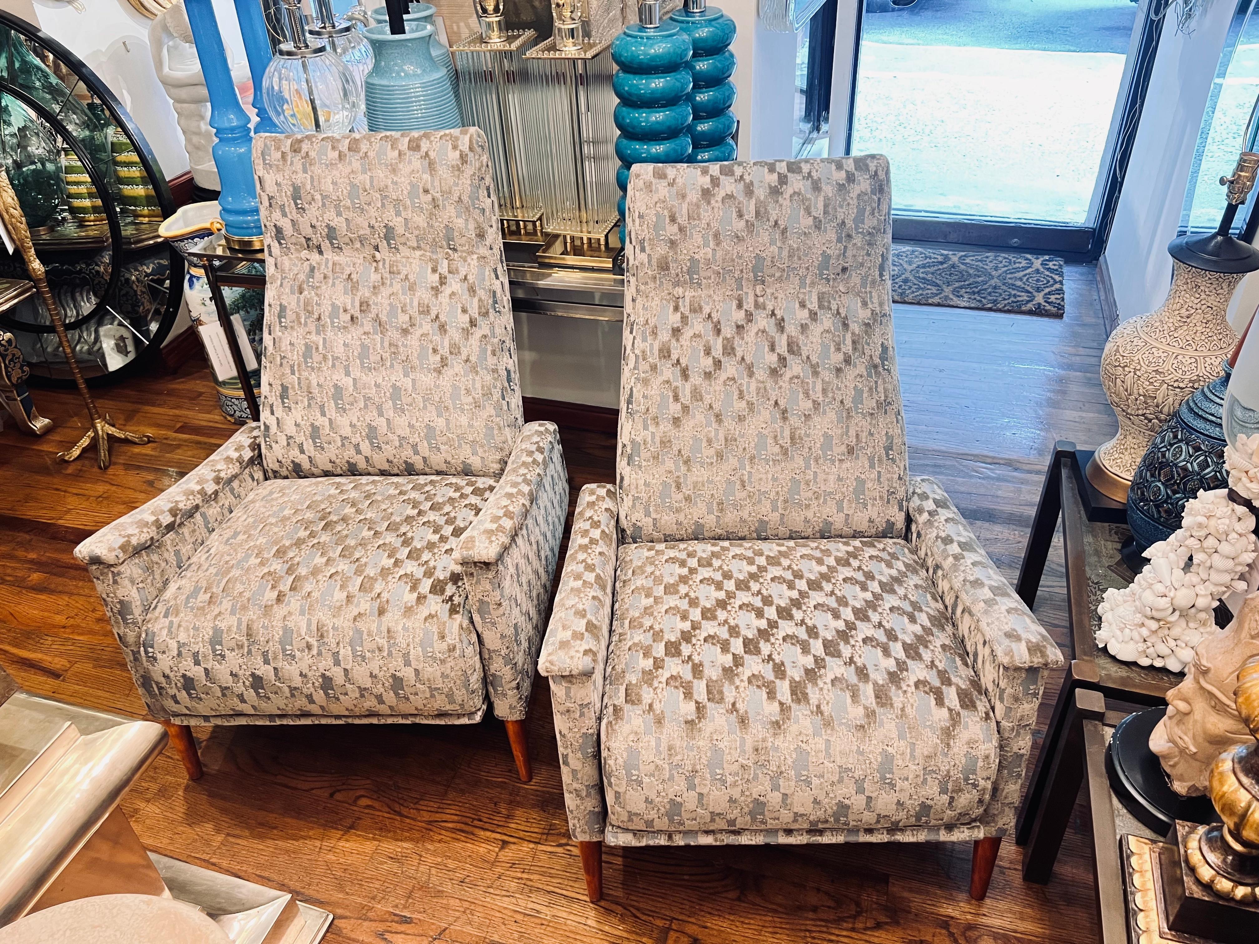 Upholstery Pair of Moderne Reclining Chairs For Sale