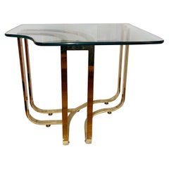 Coppia di tavolini moderni