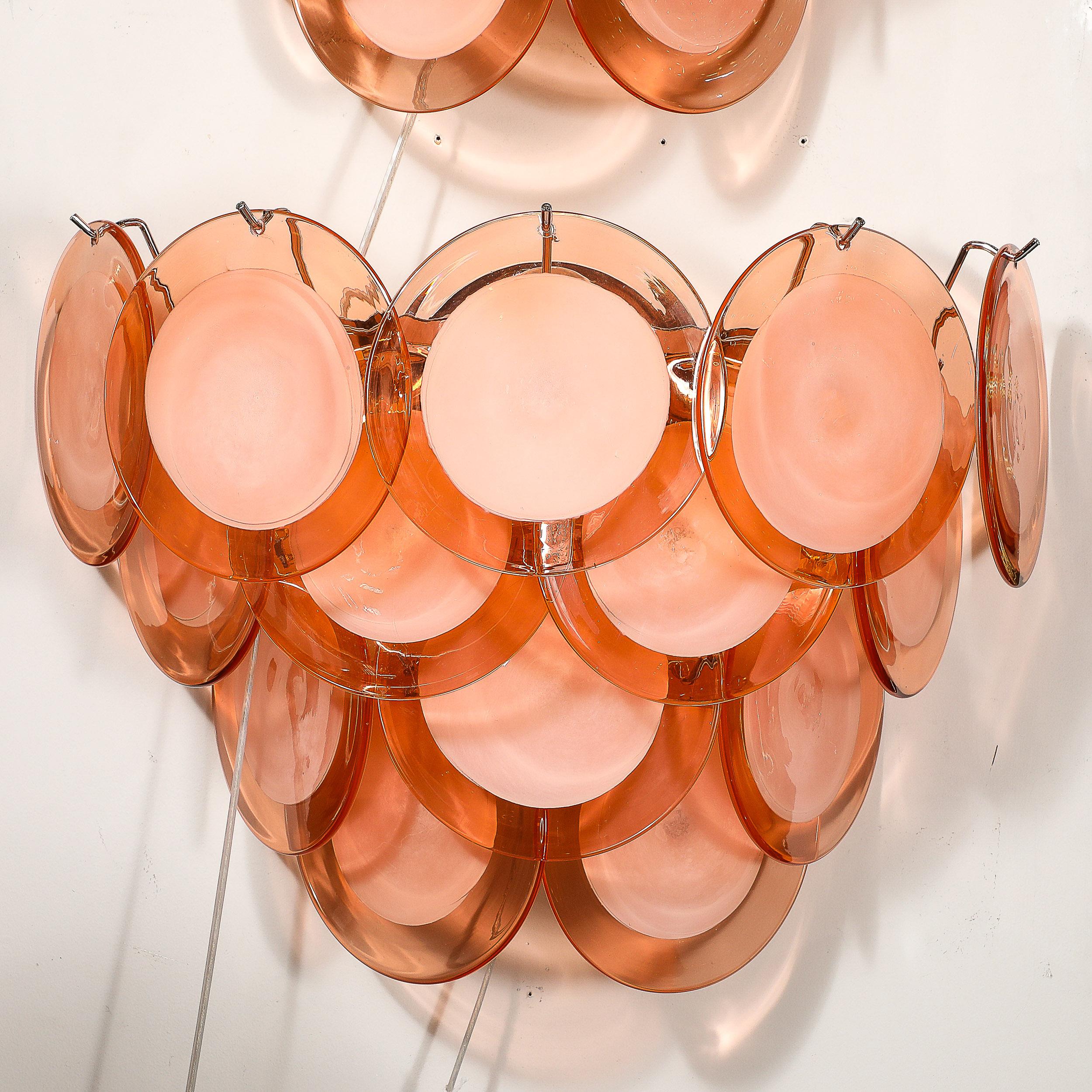 Verre de Murano Paire d'appliques modernistes à 14 disques en verre d' abricot fumé de Murano soufflé à la main en vente