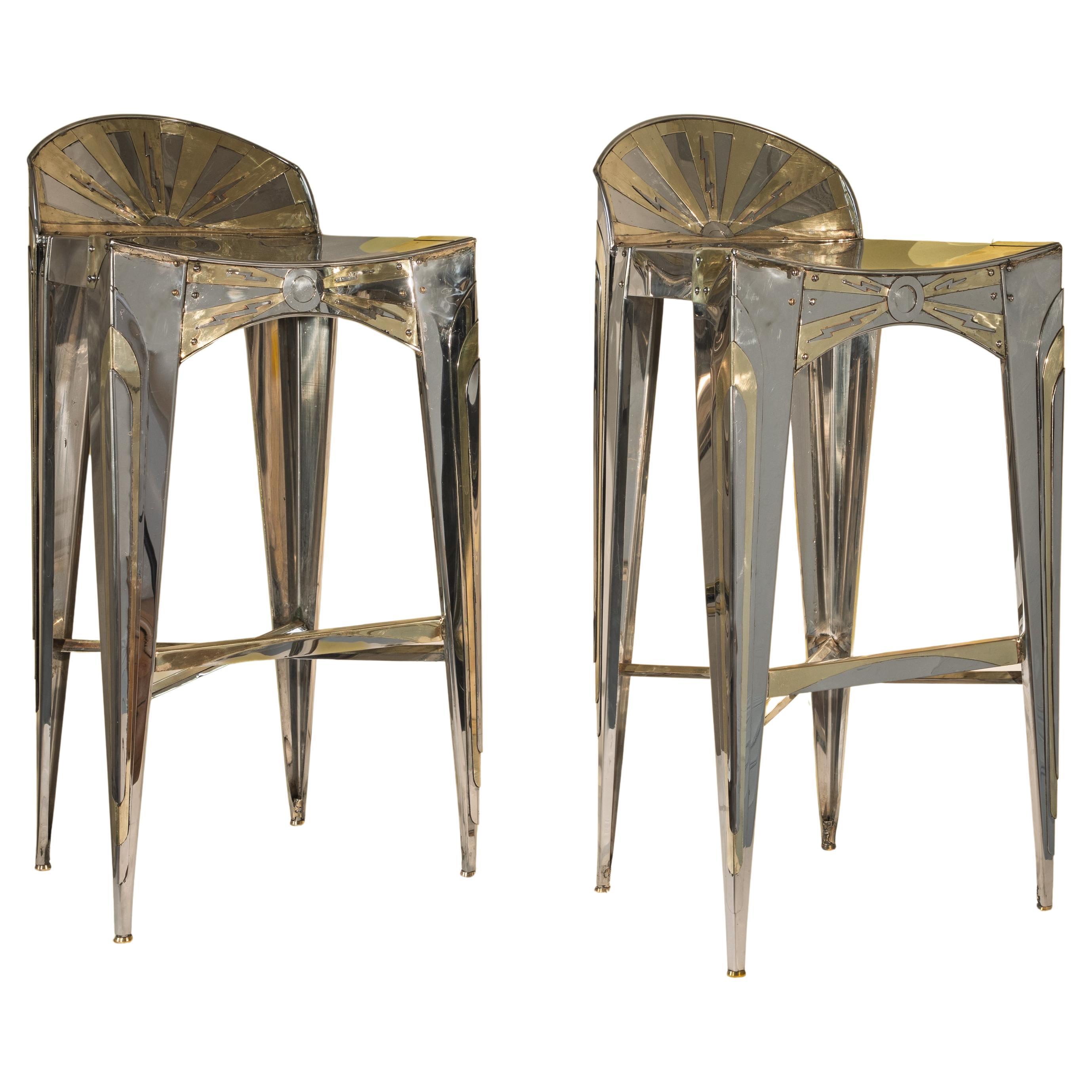 Paire de tabourets de bar Art déco modernistes de Sam Rush en acier inoxydable et laiton en vente