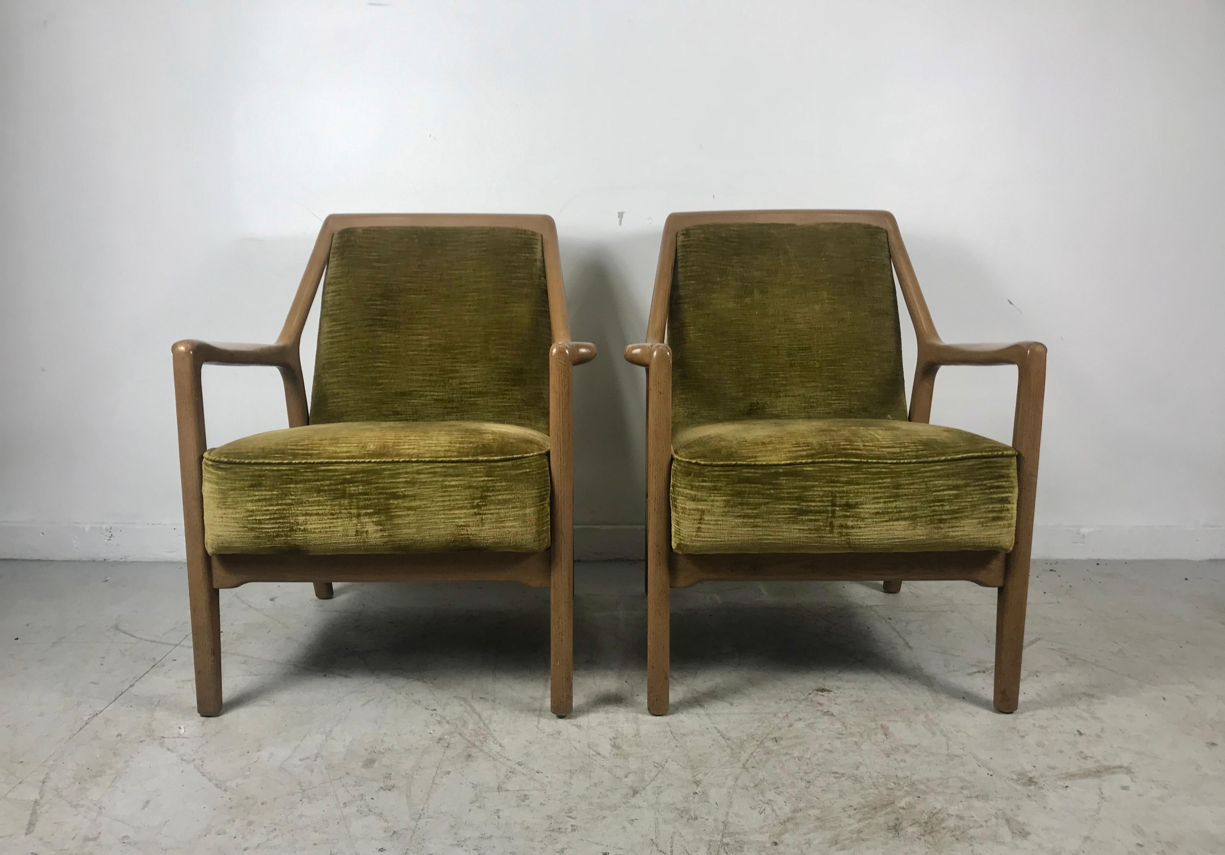 Mid-Century Modern Pair of Modernist Ash Group Chairs by Jack Van der Molen for Jamestown Lounge