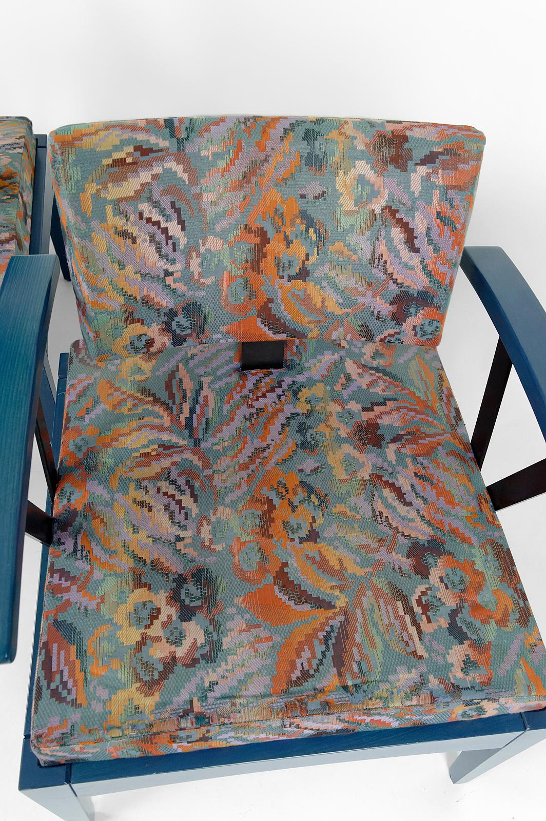 Pair of modernist Baumann armchairs, France, 1970s/80s For Sale 6