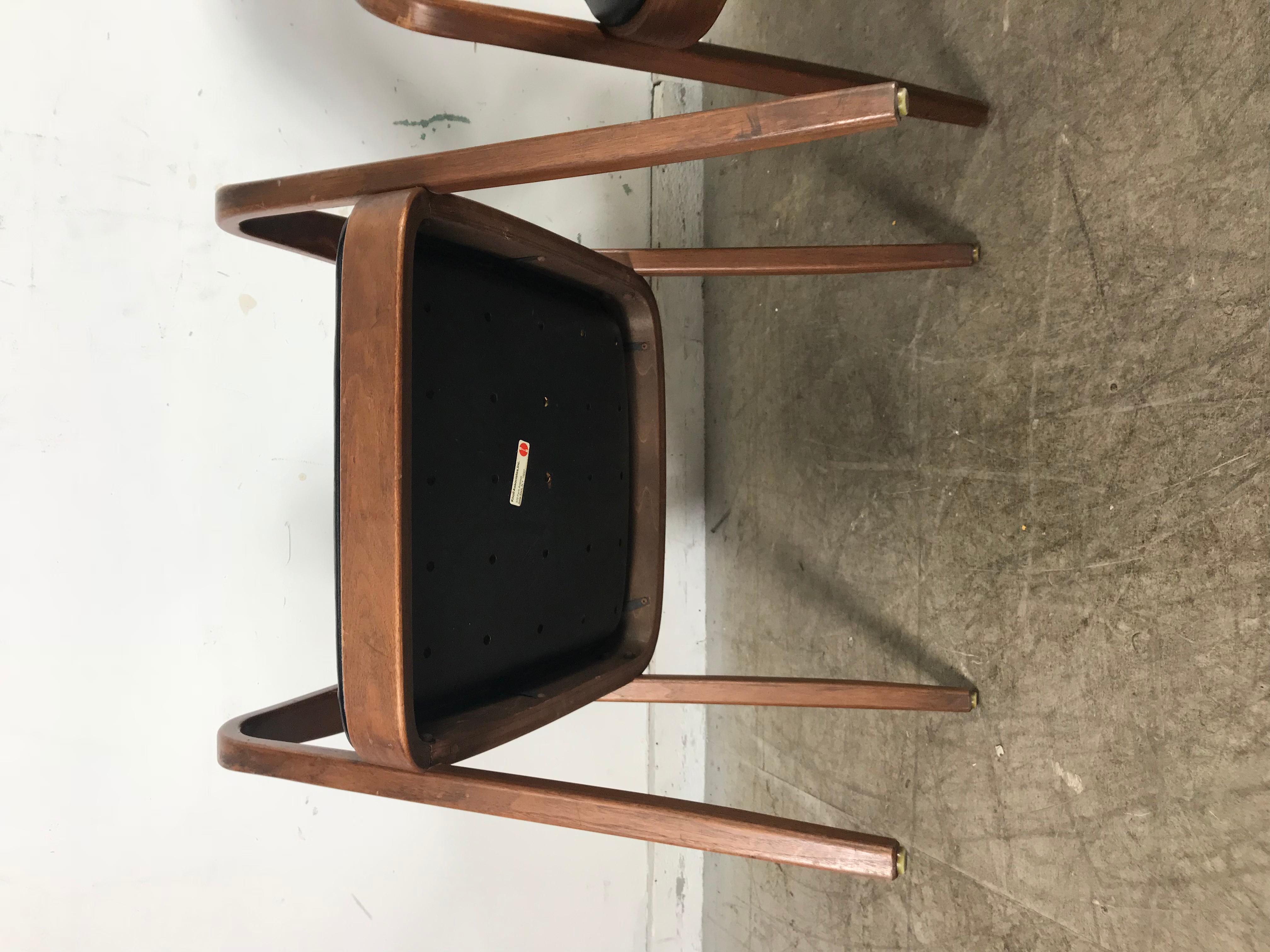 Pair of Modernist Bentwood Mahogany and Leather Chairs by Don Pettit for Knoll 5