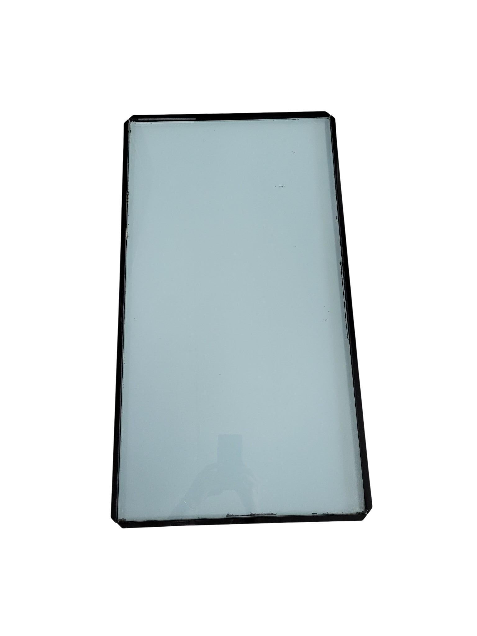 Paire de tables d'appoint/de salon de style japonais avec plateau en verre en vente 4