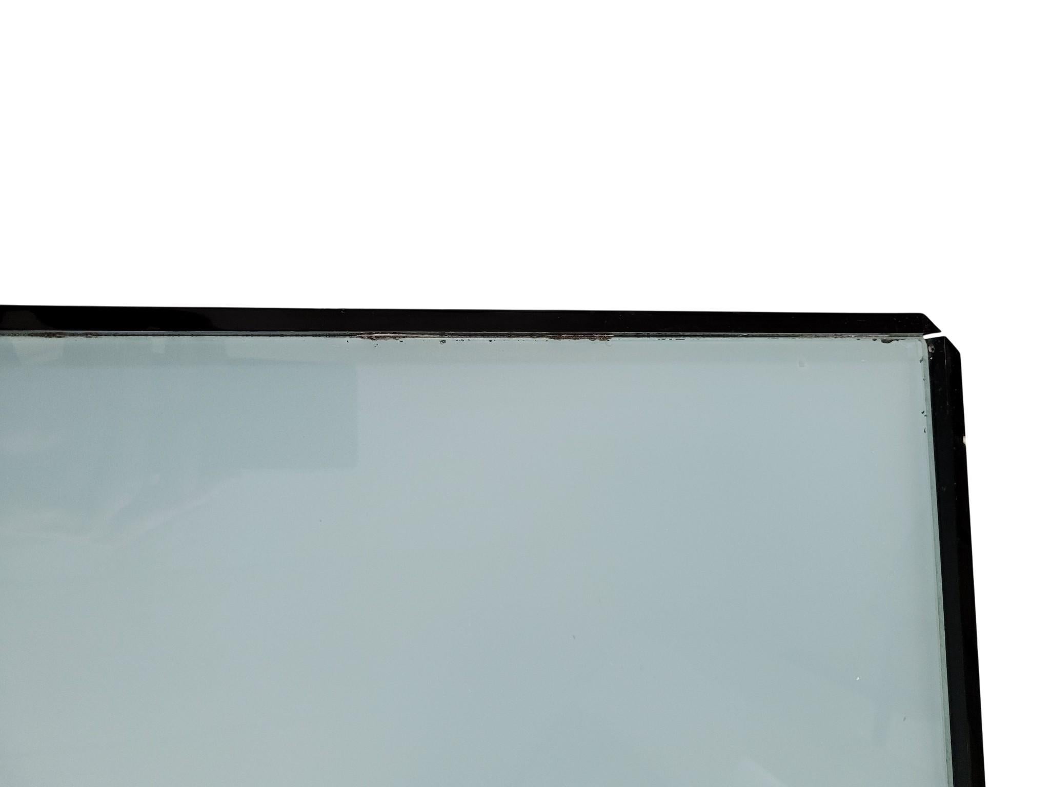 Paire de tables d'appoint/de salon de style japonais avec plateau en verre en vente 5