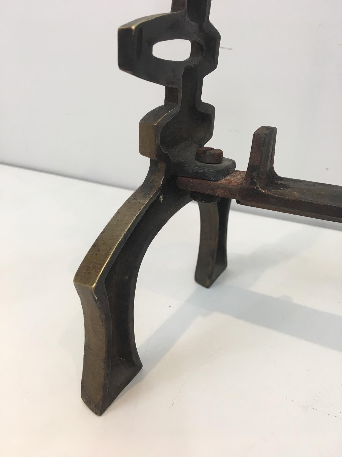 Coppia di Androni modernisti in ottone in vendita 11