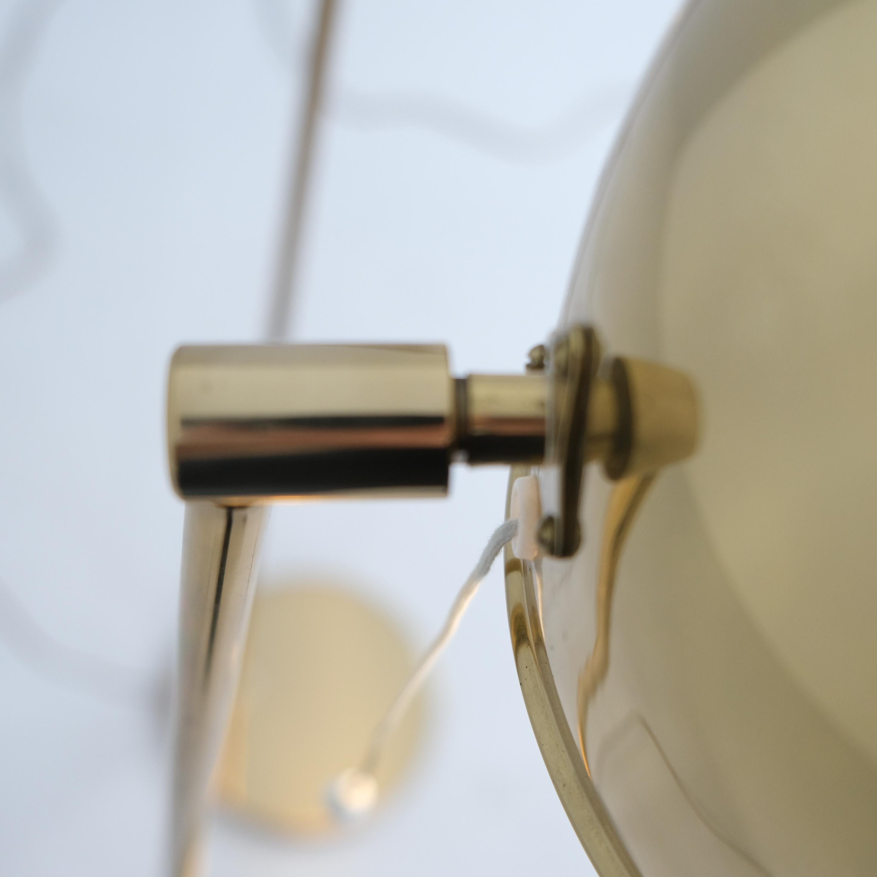 Paar modernistische Stehlampen aus Messing Model No. 75, Eje Ahlgren, Bergboms 1960-70er Jahre im Angebot 6