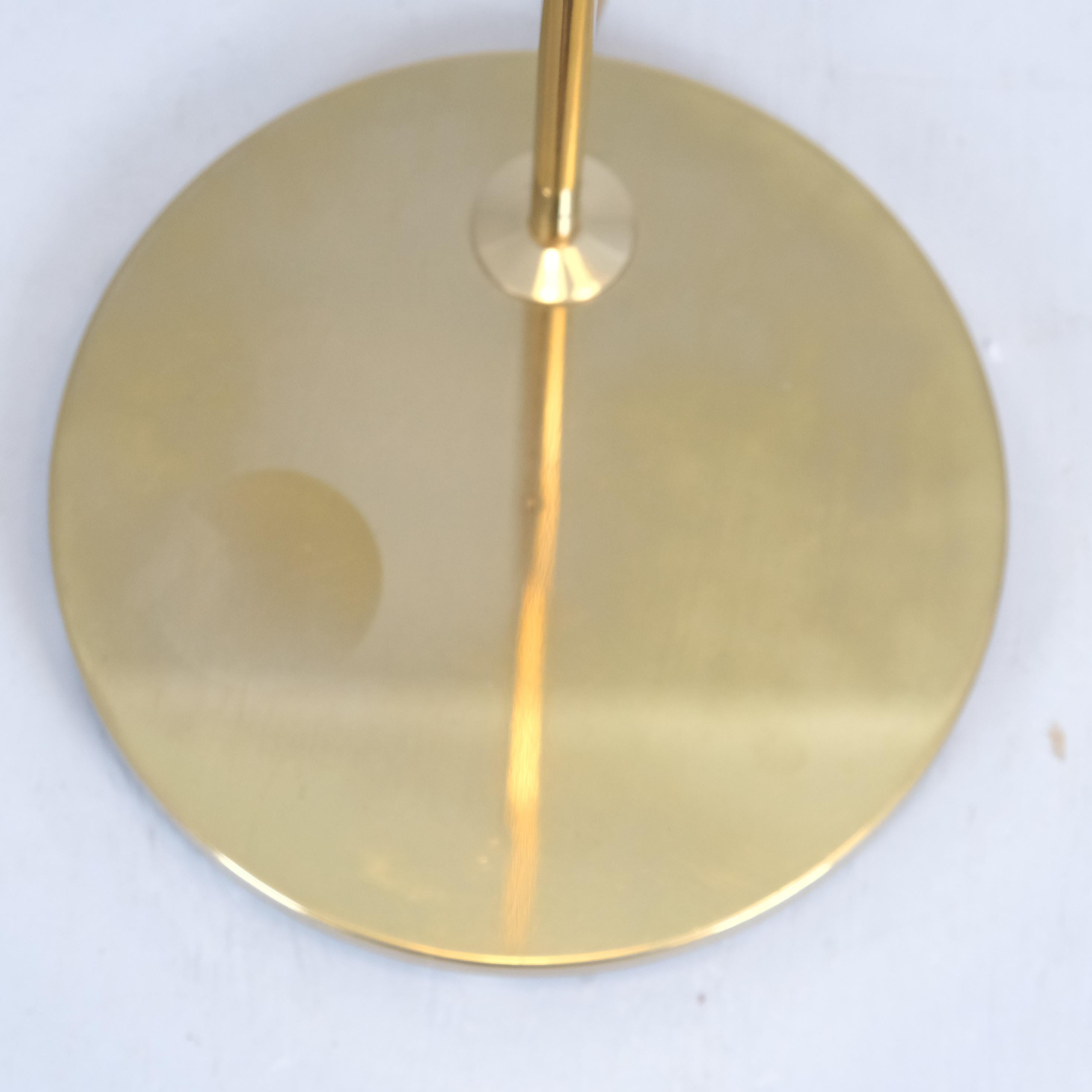 Paar modernistische Stehlampen aus Messing Model No. 75, Eje Ahlgren, Bergboms 1960-70er Jahre im Angebot 8