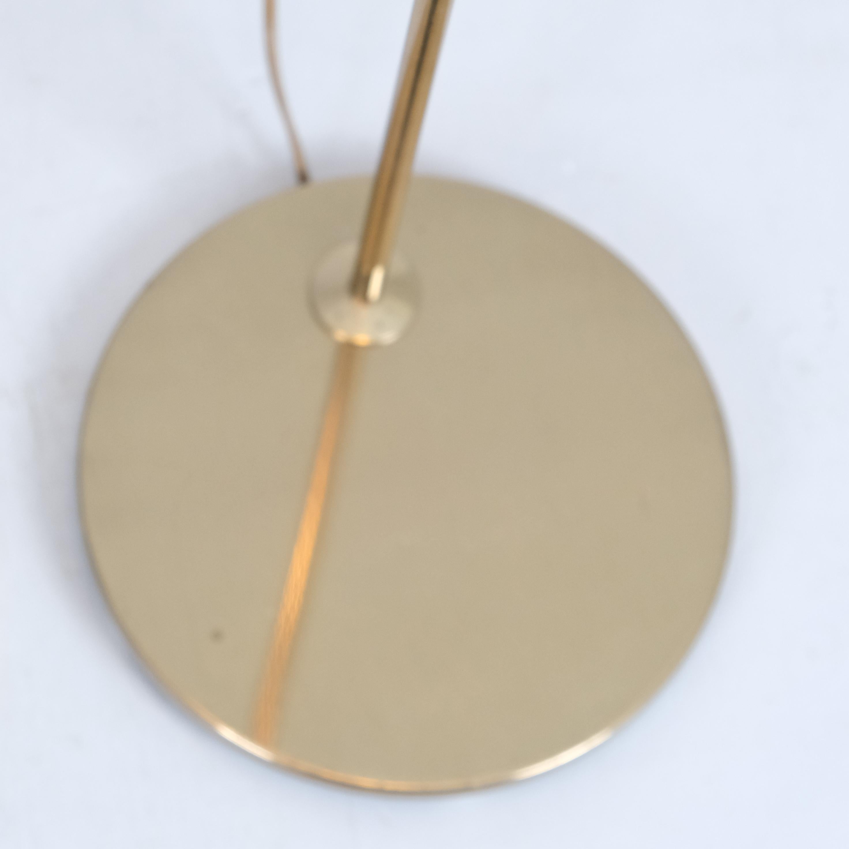 Paar modernistische Stehlampen aus Messing Model No. 75, Eje Ahlgren, Bergboms 1960-70er Jahre im Angebot 9