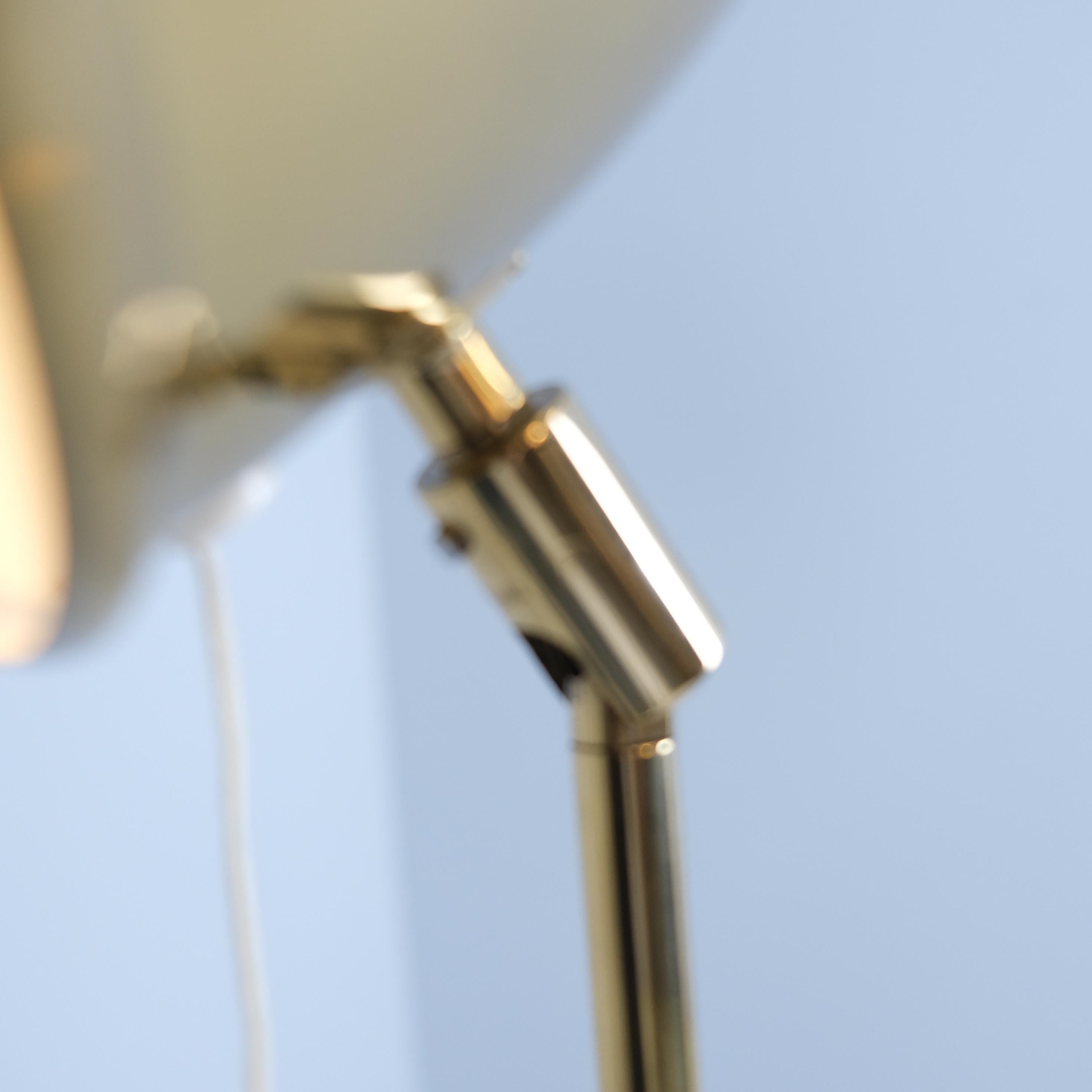 Paar modernistische Stehlampen aus Messing Model No. 75, Eje Ahlgren, Bergboms 1960-70er Jahre im Angebot 2