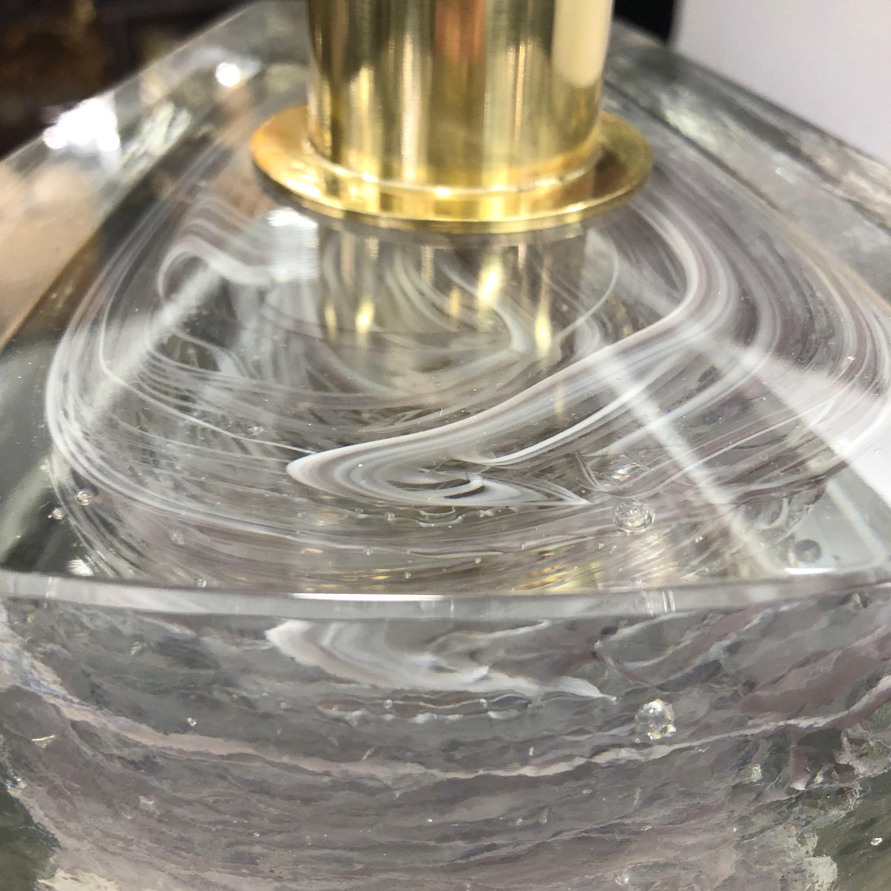 Laiton Paire de lampes « Cloud » modernistes en laiton et verre de Murano translucide soufflé à la main en vente