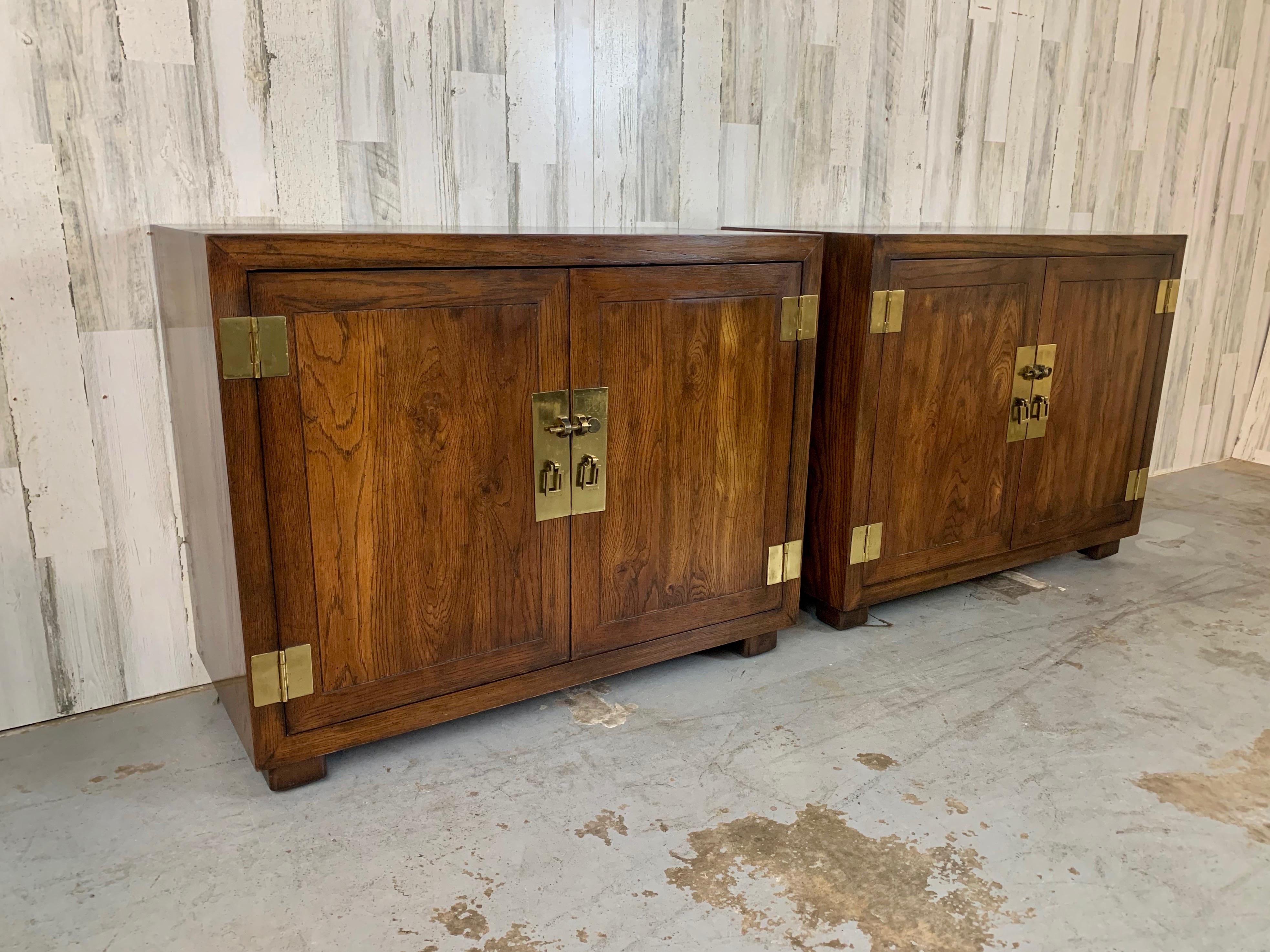 Pair of Modernist Campaign Chest for Henredon In Good Condition For Sale In Denton, TX