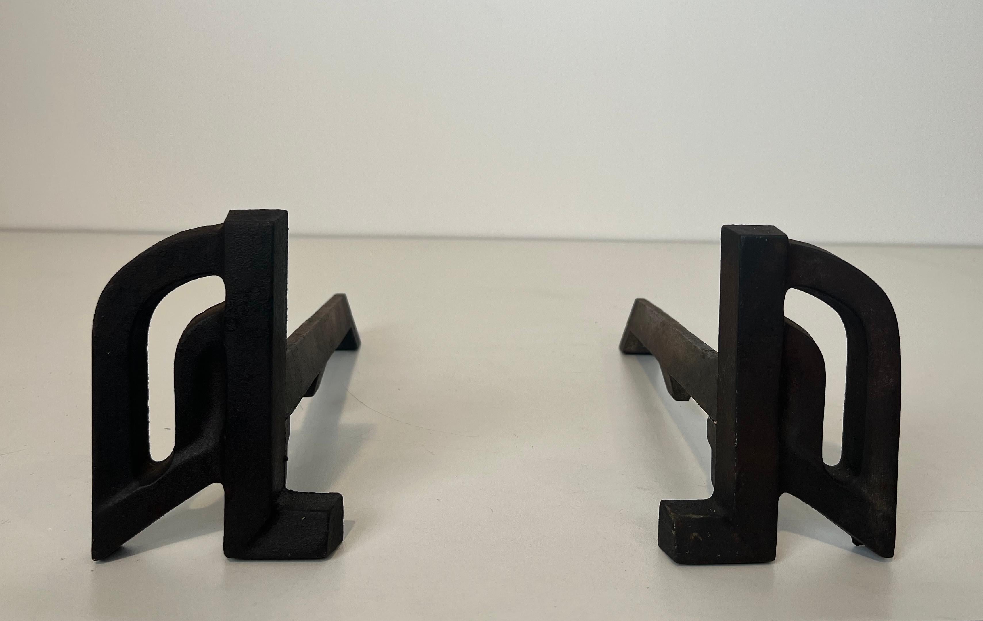 Pair of modernist cast iron and wrought iron andirons. French work. Circa 1940 For Sale 7