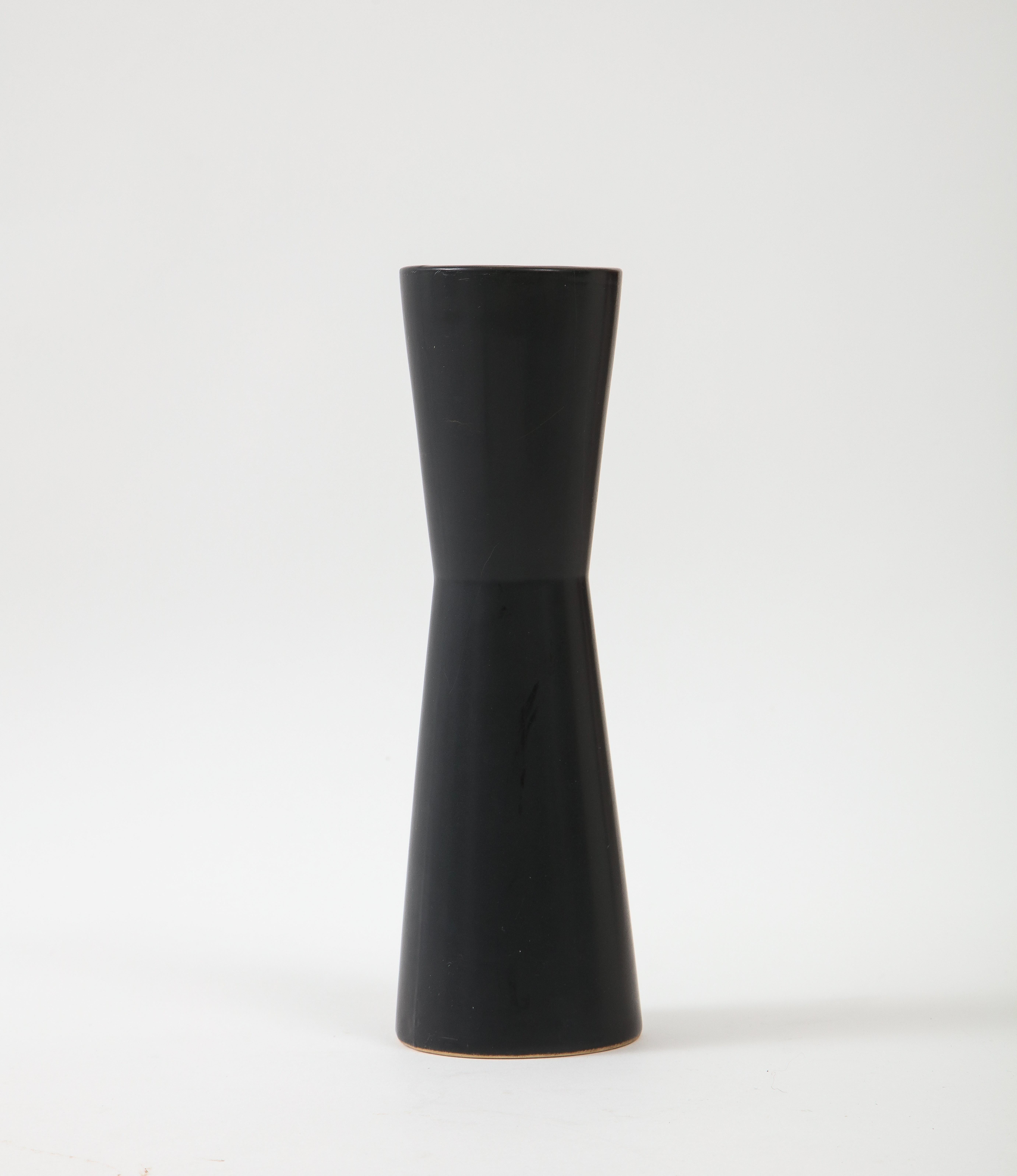 Pair of Modernist Ceramic Matte Black Vases, France, 1950's 4