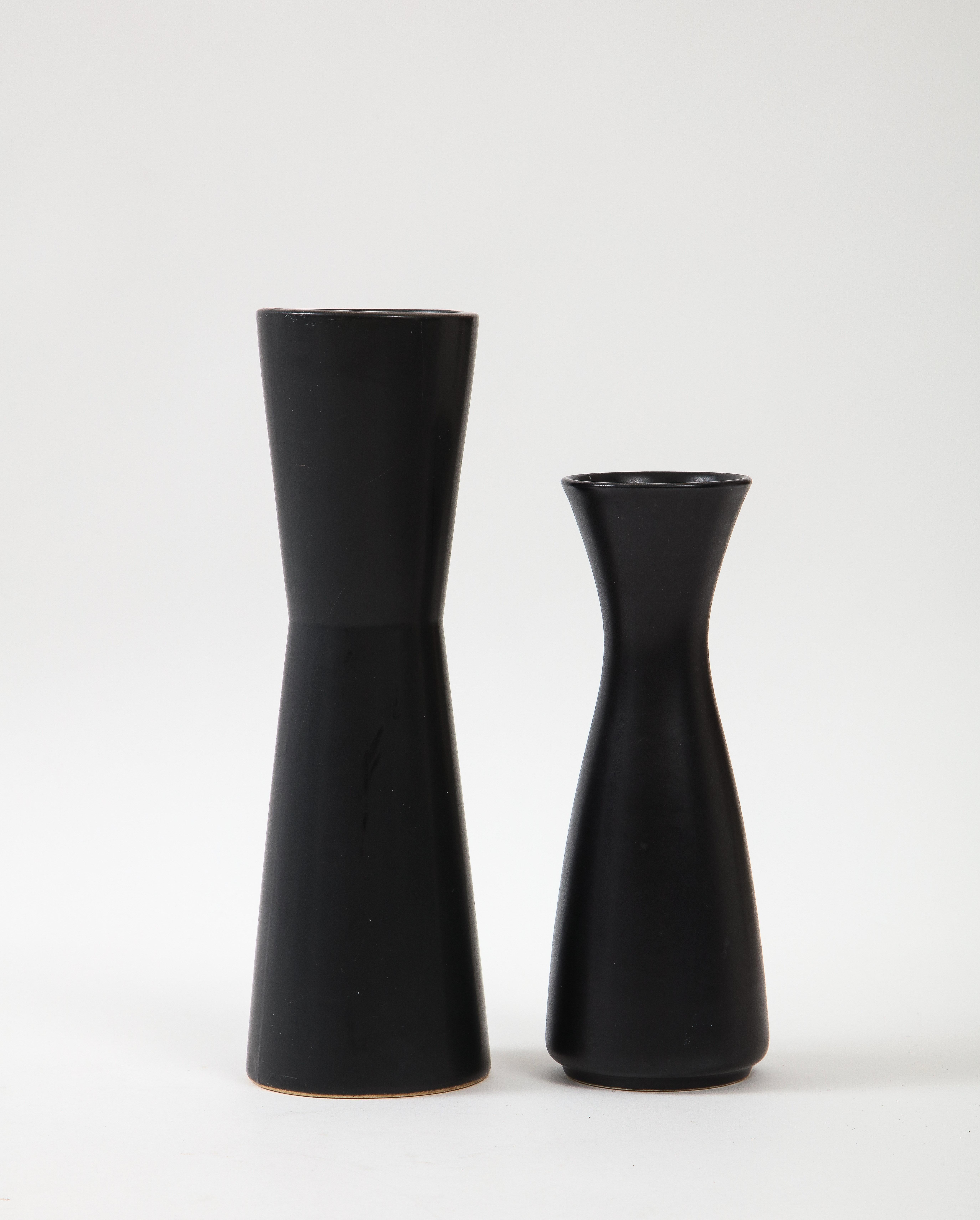 Pair of Modernist Ceramic Matte Black Vases, France, 1950's In Good Condition In Brooklyn, NY