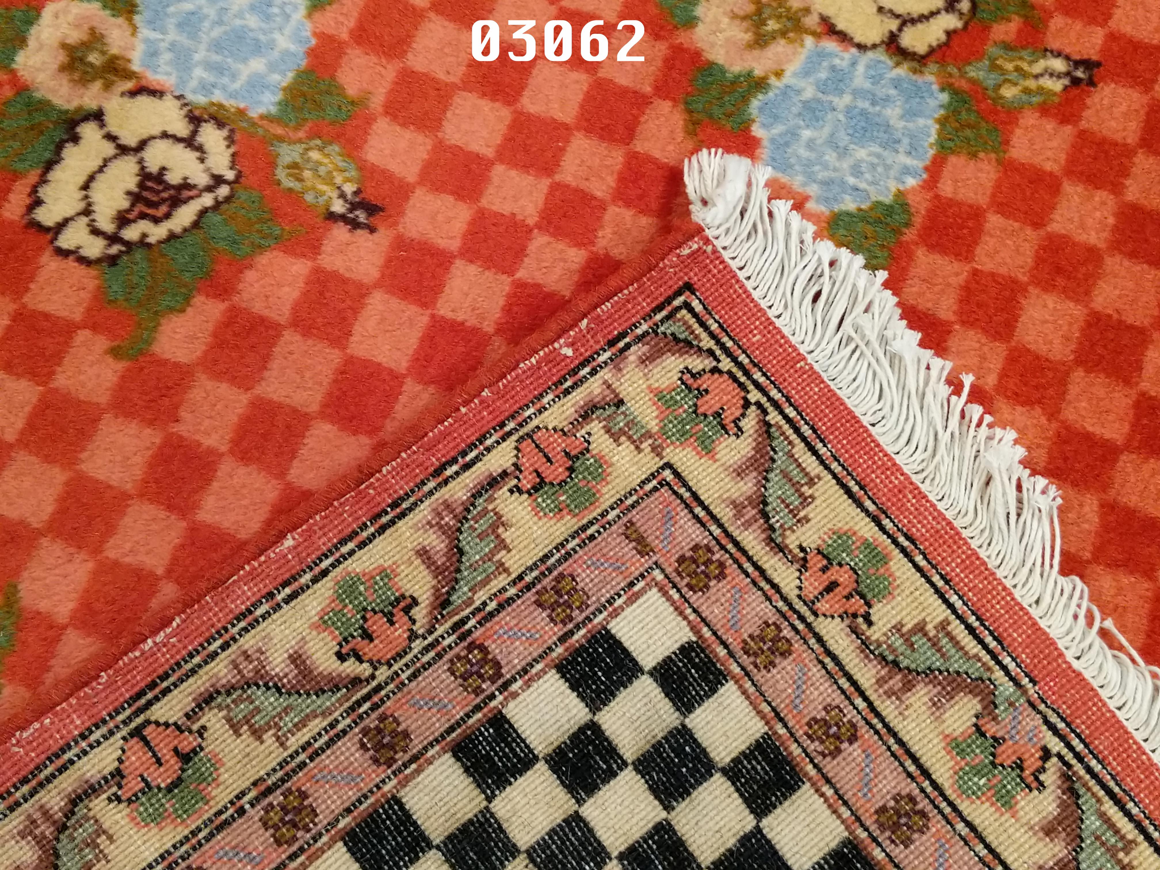 Pareja de alfombras modernistas de diseño de damero Lana en venta